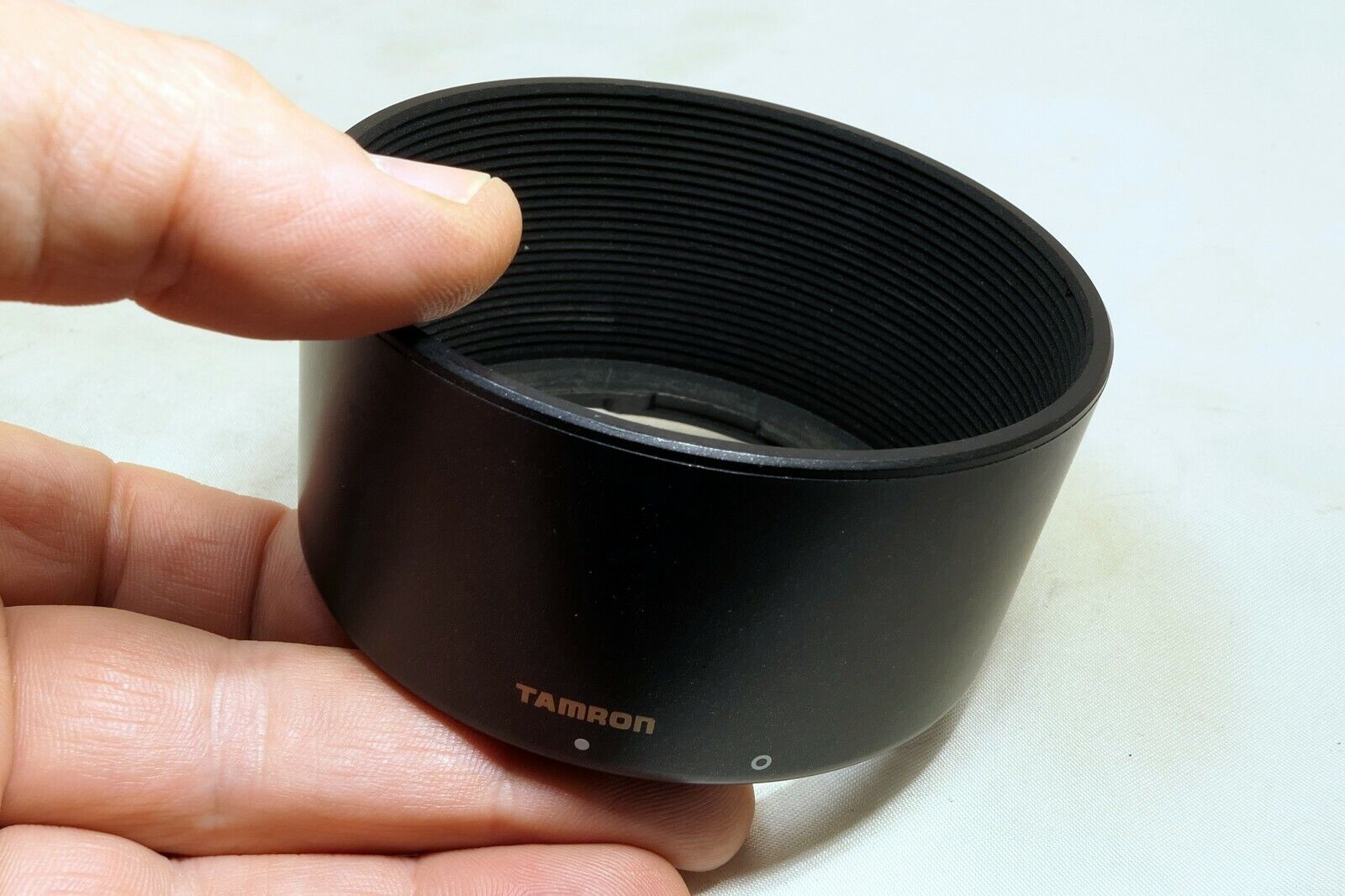 Tamron 1B4FH Lens Hood Shade for 70-300mm f4-5.6 LD (472D) - 58mm rim