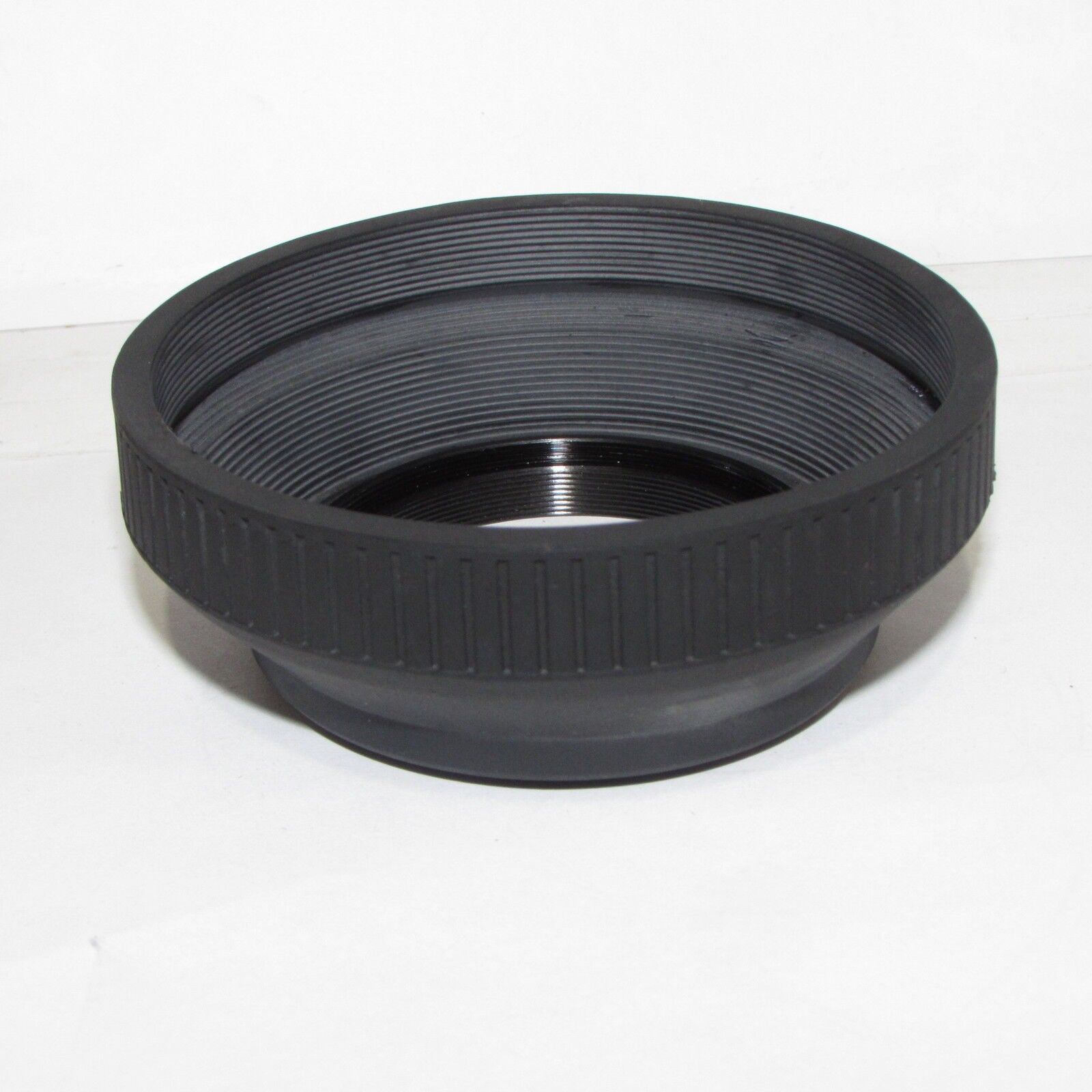 Screw in 58mm Collapsible Rubber Lens Hood for 70-300mm f4.-5.6 zoom  S232353