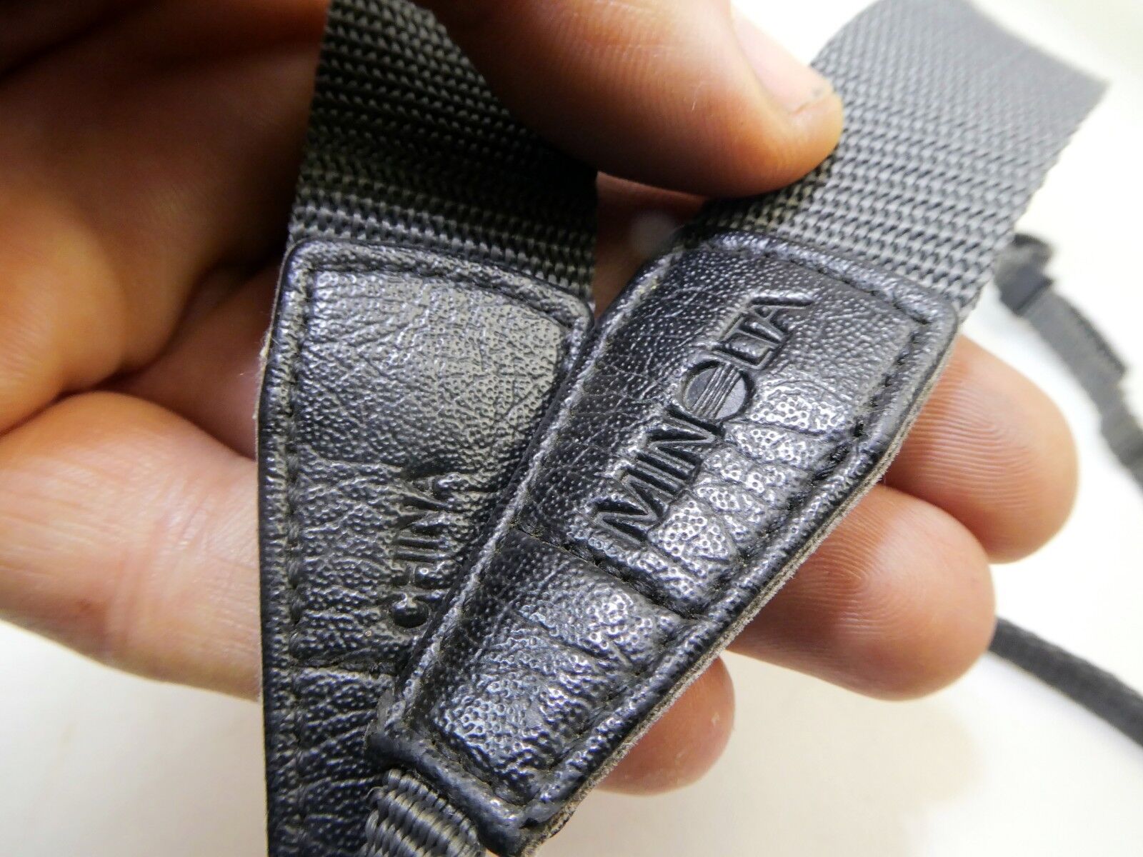 7mm wide Minolta Dimage 42" Digital Camera Strap genuine
