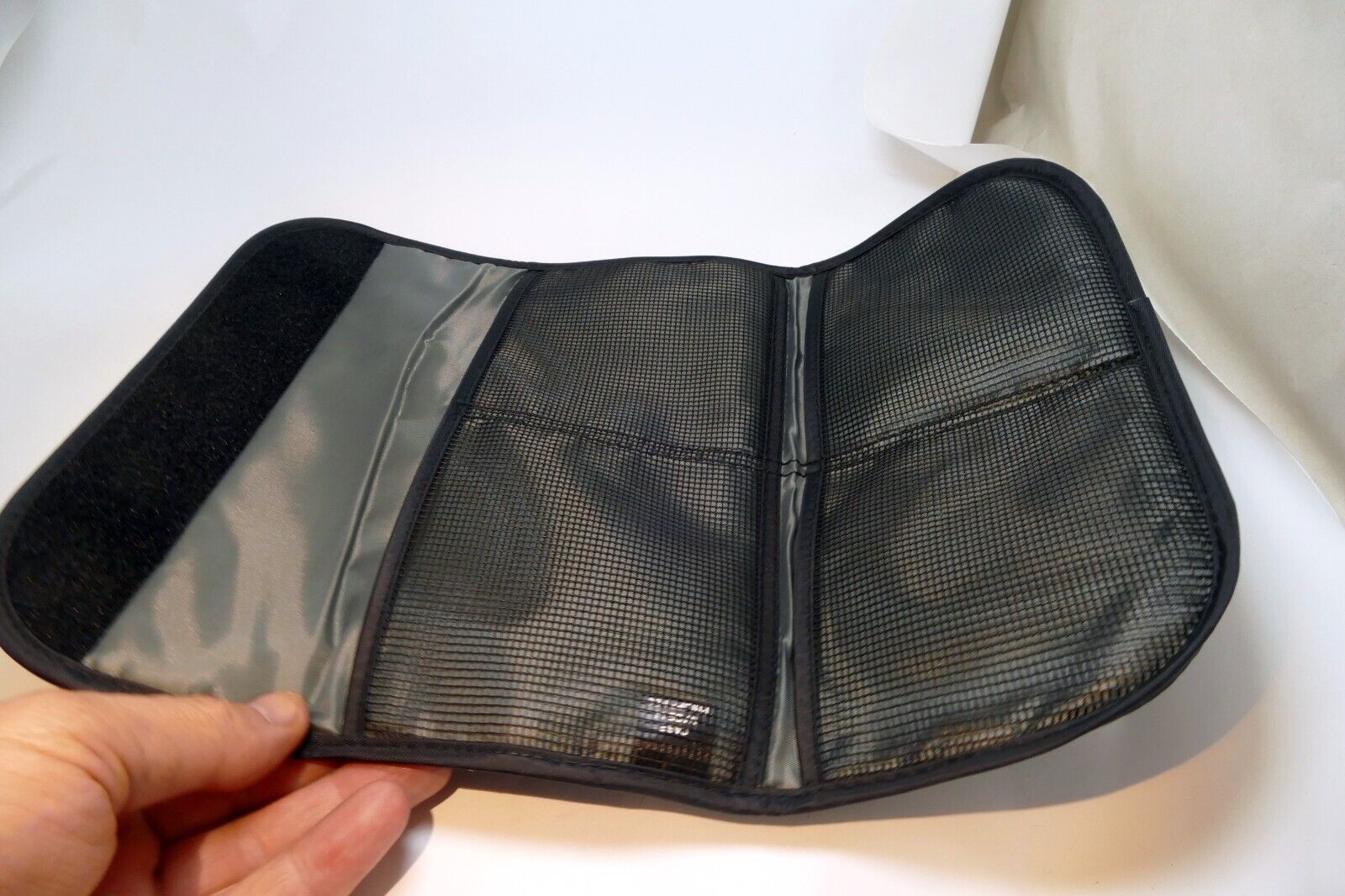 HOYA Soft Filter Pouch Wallet  fits 82-86mm  holds 4 filters