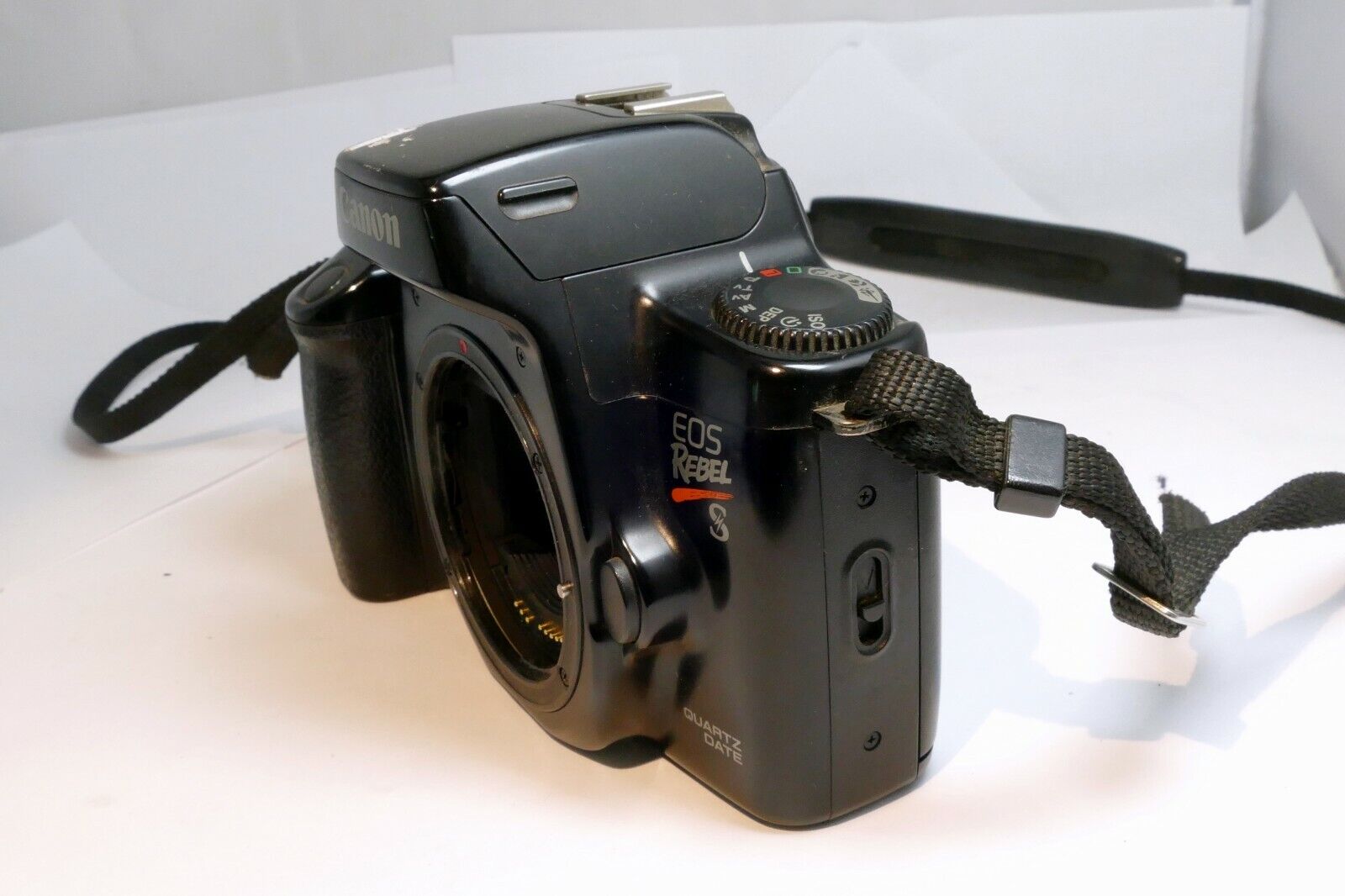 Canon EOS REBEL S EF SLR Film Camera Body Only - tested works good