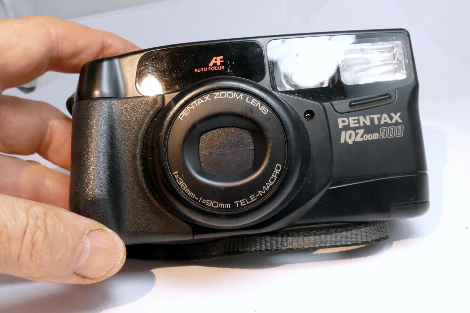 Pentax IQ Zoom 900 35mm camera - untested  -  for parts AS IS