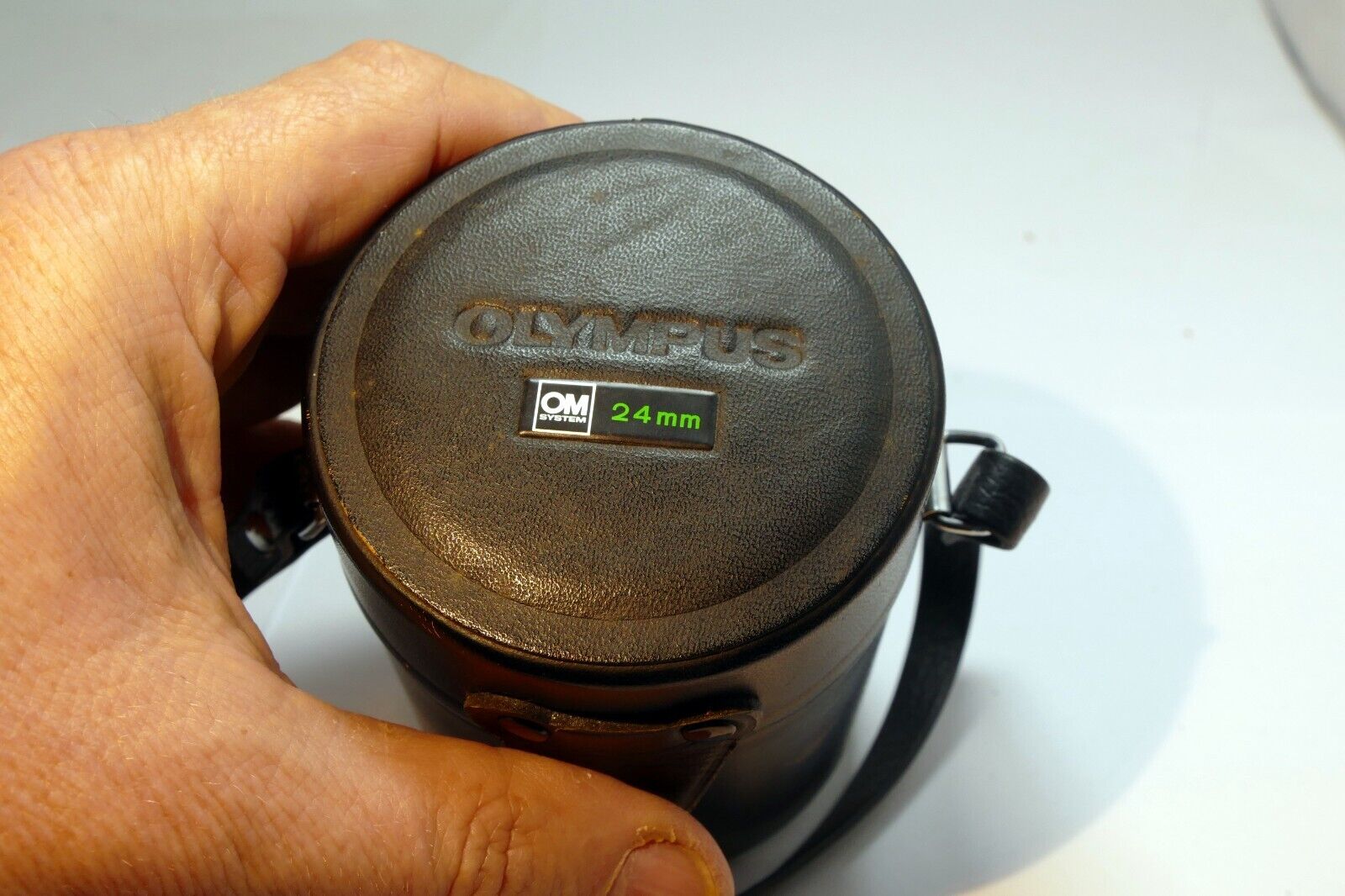 Olympus Hard Lens Case for OM 24mm f2 Auto-W  -  genuine OEM