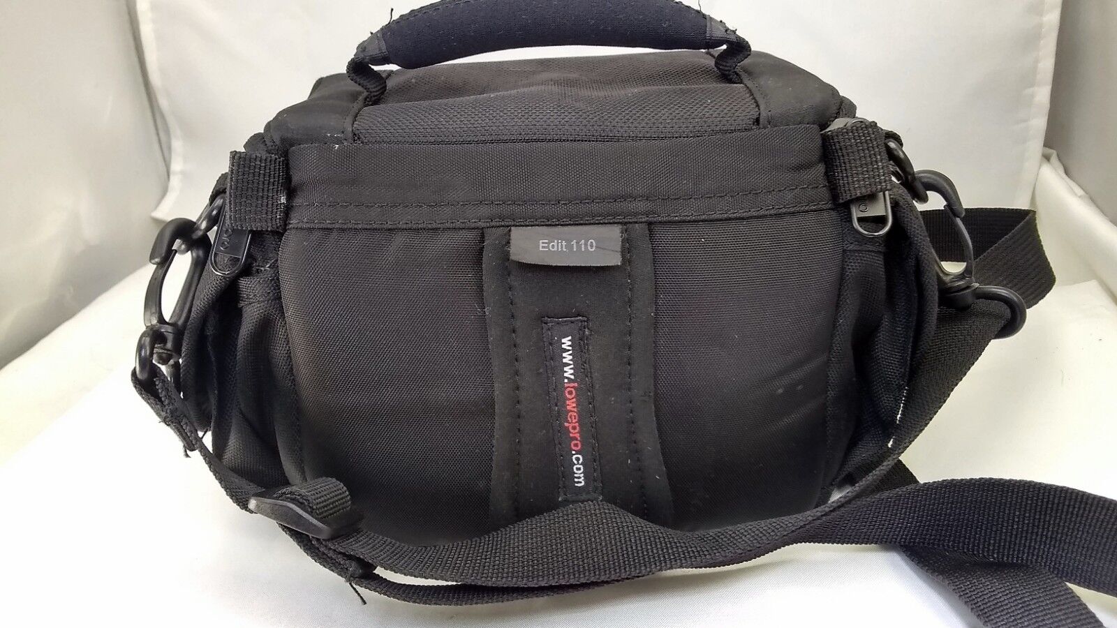 LowePro  125 Compact Camera Case with Strap Sony Panasonic Digital HD MiniDV