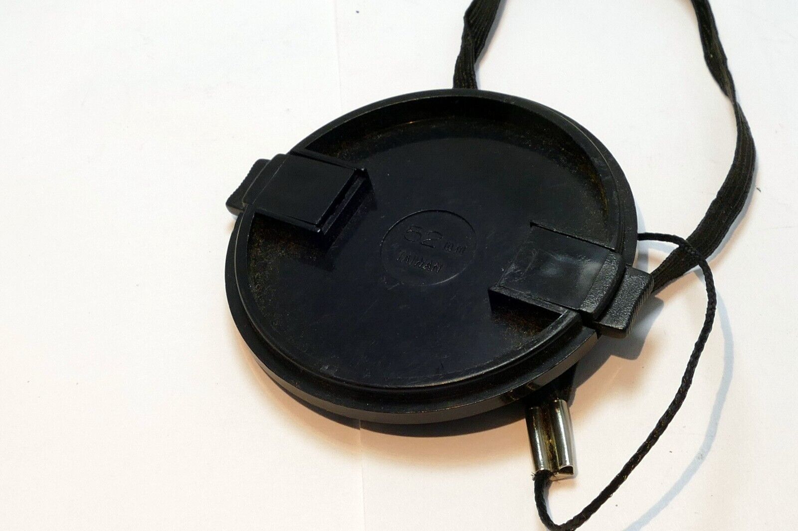 Disneyland 52mm Lens Cap for   camera snap on type vintage Disney Mickey mouse