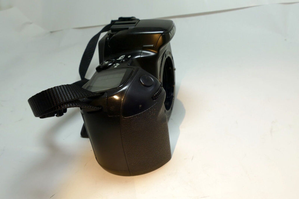 Minolta Maxxum 400si 35mm SLR Film Camera Body