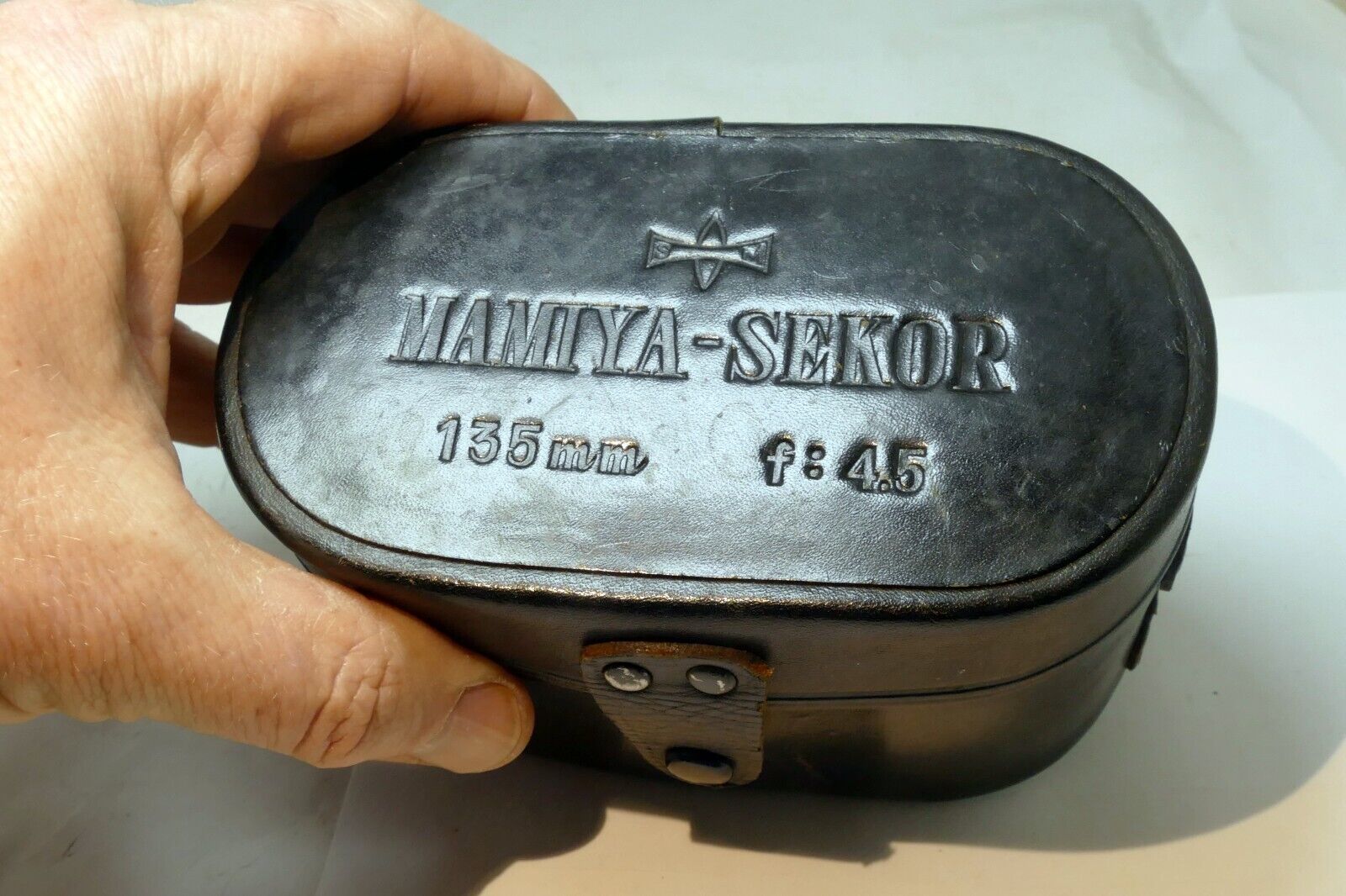 Mamiya Lens case for Sekor 135mm f4.5 TLR hard case (fits 80mm f2.8)