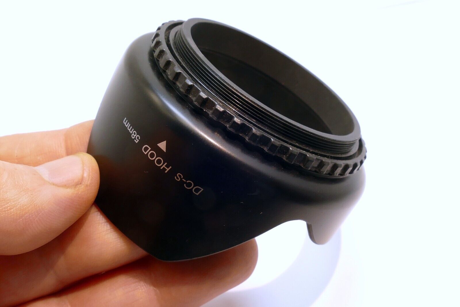 58mm Petal Hood Shade screw in for  EF 50mm f/1.4 USM EF-S 18-55mm f/3.5-5.6 IS