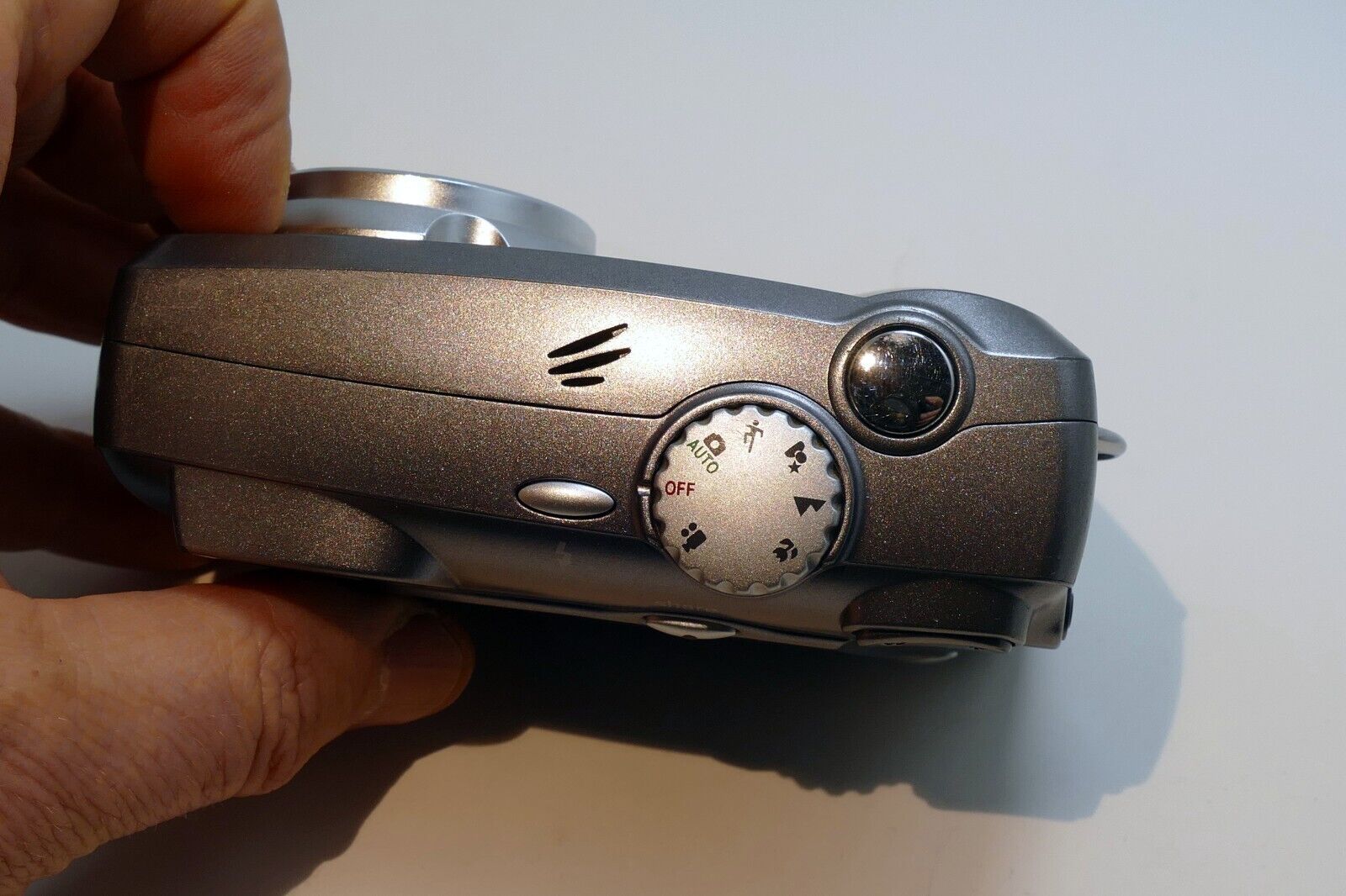 Kodak Easy Share DX4530 Camera - Untested AS IS - Parts or Repair
