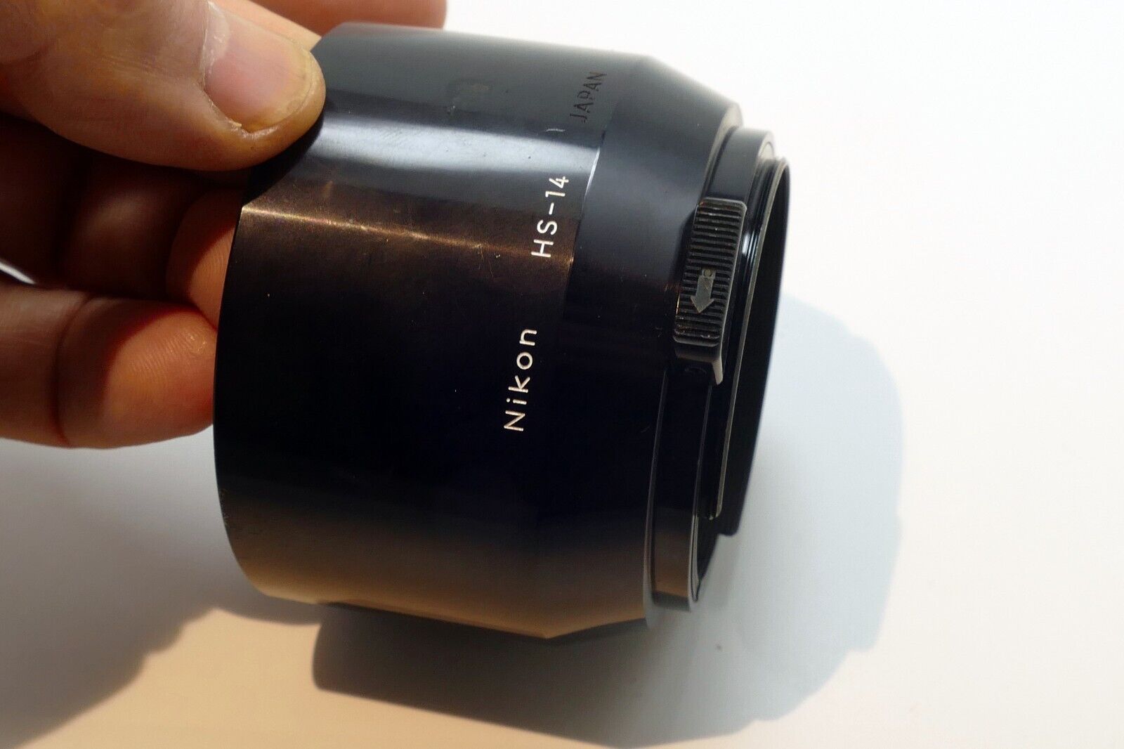 Nikon HS-4 Hood Shade Metal clip on for 105mm f2.8 85mm f2.0 Ai Ai-s Nikkor