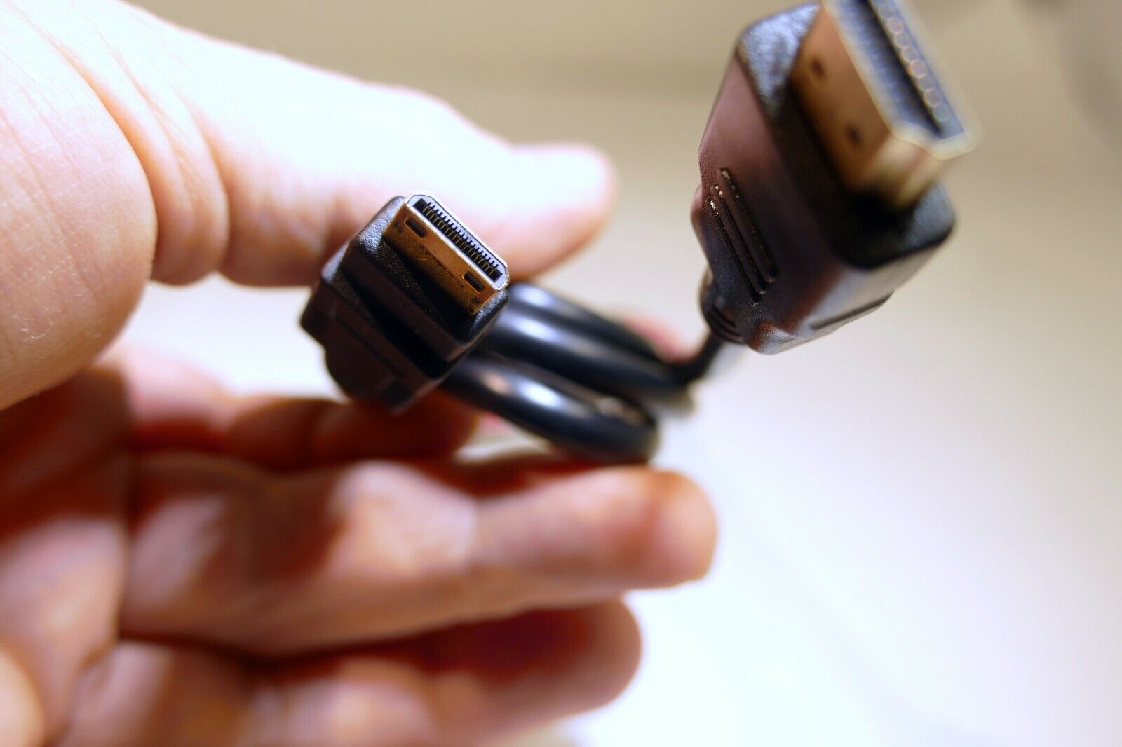 HDMI Video Cable Mini  Male to M Male 3 feet long