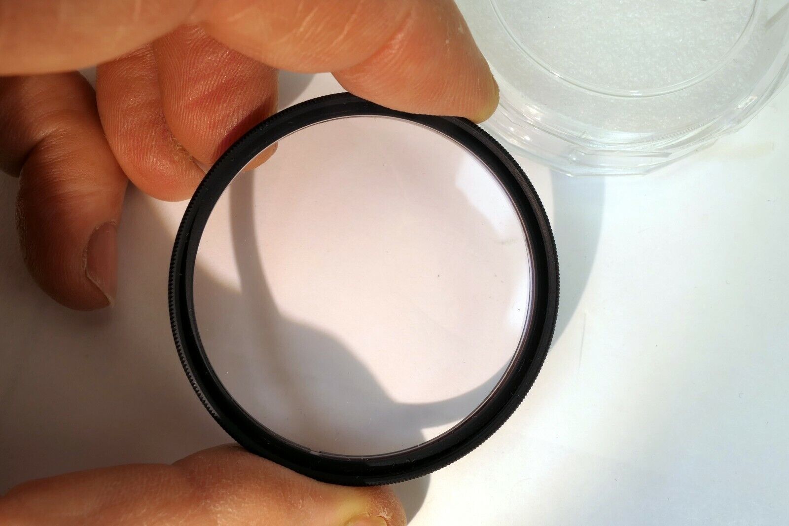 Hoya Skylight 1B Sky Lens Filter with plastic case