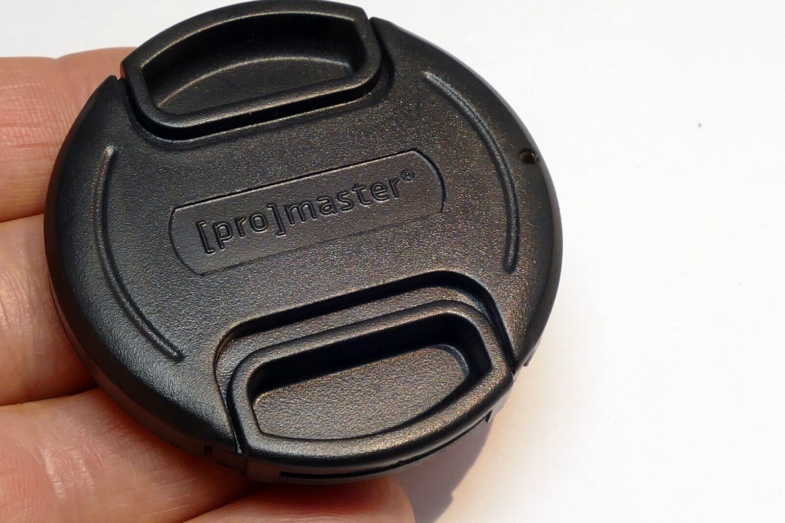 ProMaster 52mm rim Lens Front Cap Snap on type  55-200mm