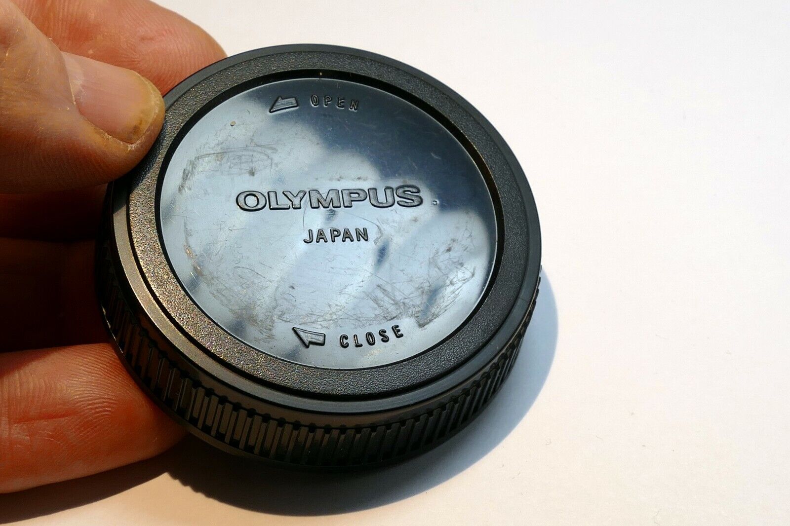 Olympus OM Rear lens Cap cover for OM 50mm f1.8 f1.4 lenses - genuine OEM