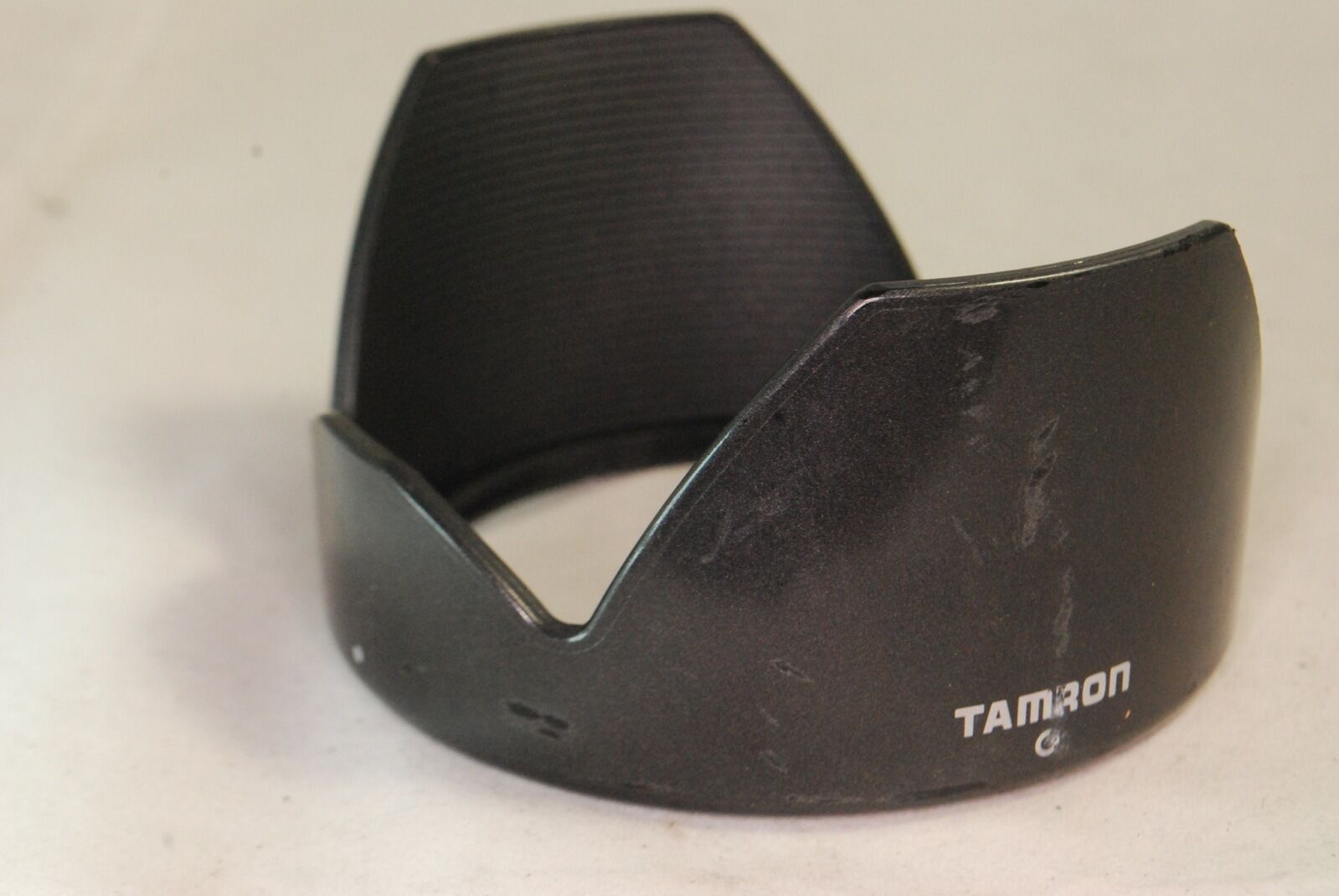Tamron C8FH Lens Hood for Super 28-200mm f/3.8-5.6 Adaptall & AF Lenses S3109011