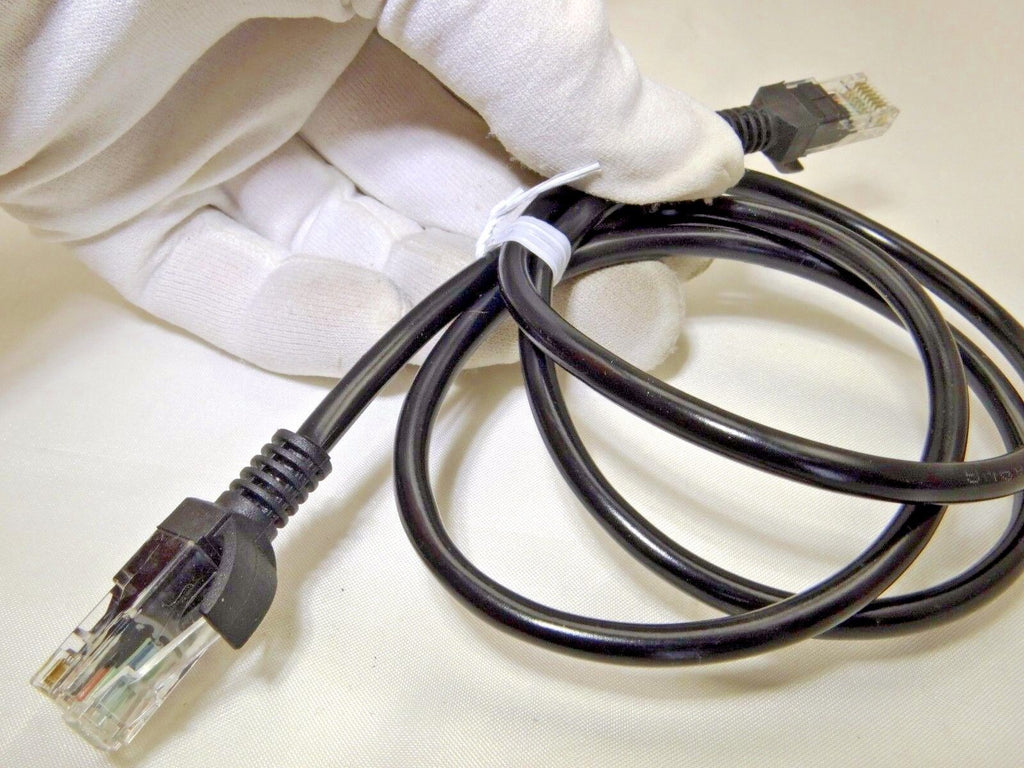 Ethernet Network Cable (3 Feet) -  Cat5e / Cat5 Standards, 550MHz, 10Gbp