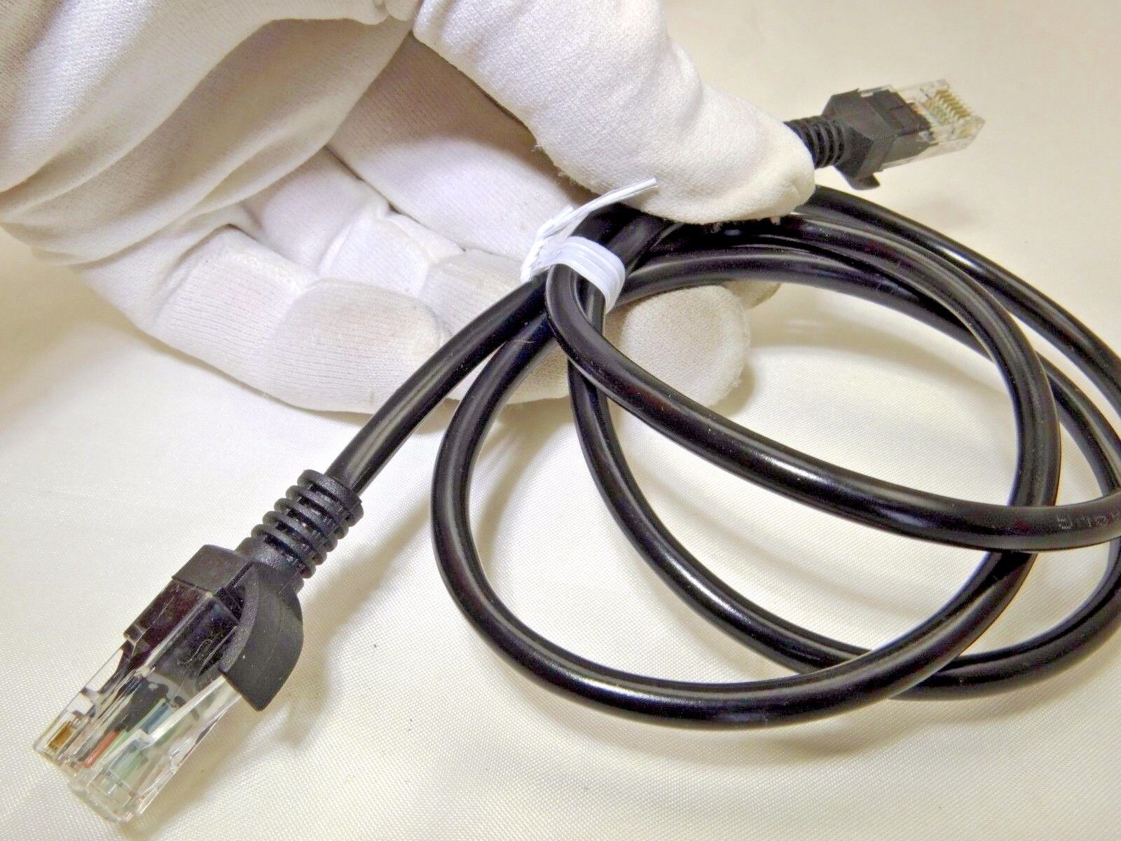 Ethernet Network Cable (3 Feet) -  Cat5e / Cat5 Standards, 550MHz, 10Gbp