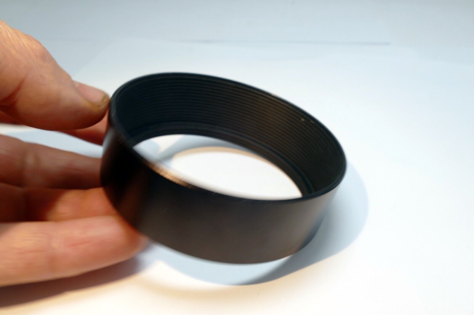 77mm Lens Hood Shade Threaded screw in metal telephoto