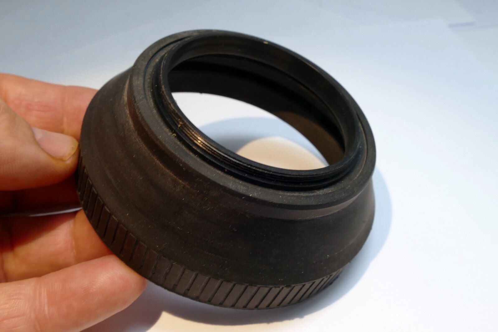 58mm Rubber Lens Hood Shade single threaded for wide angle 28mm