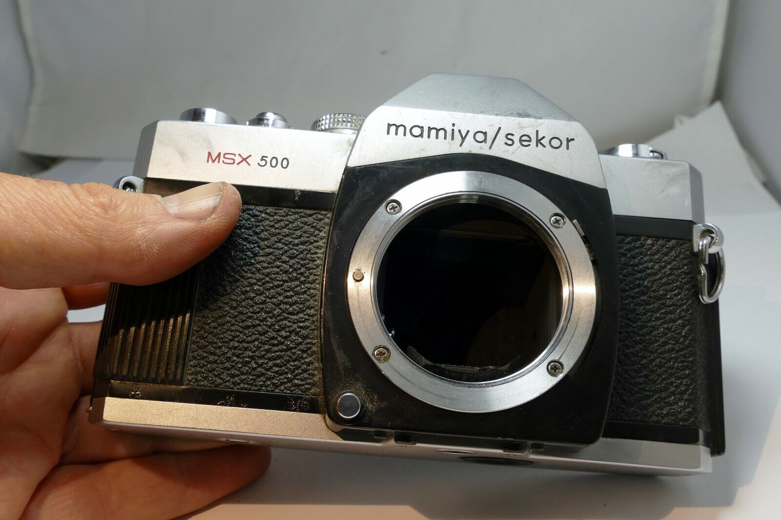Mamiya MSX 500 SEKOR 35mm SLR Film Camera Body Only - AS IS for PARTS REPAIR