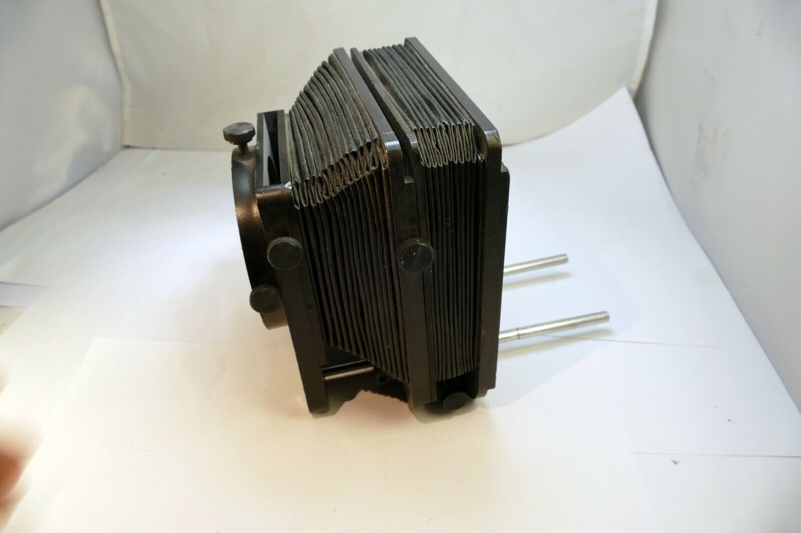 Lindahl Bellows lens Hood 43.1220 Professional Vignetter System set 4.5" filter