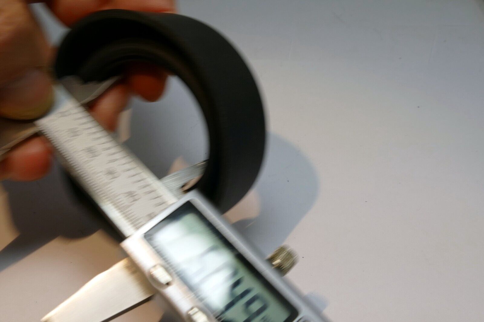 Rubber part for Lens hood Shade  missing threaded ring 49mm