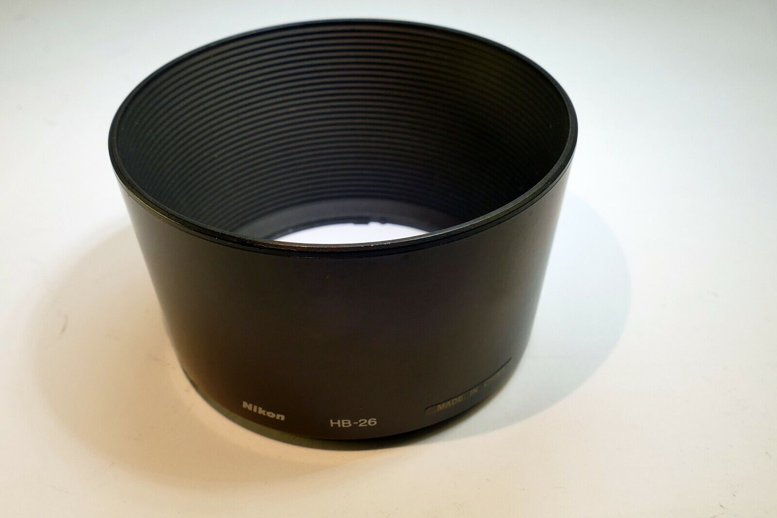 HB-26 Lens Hood Shade for Nikon AF 70-300mm F4-5.6 G HB26 original Genuine OEM