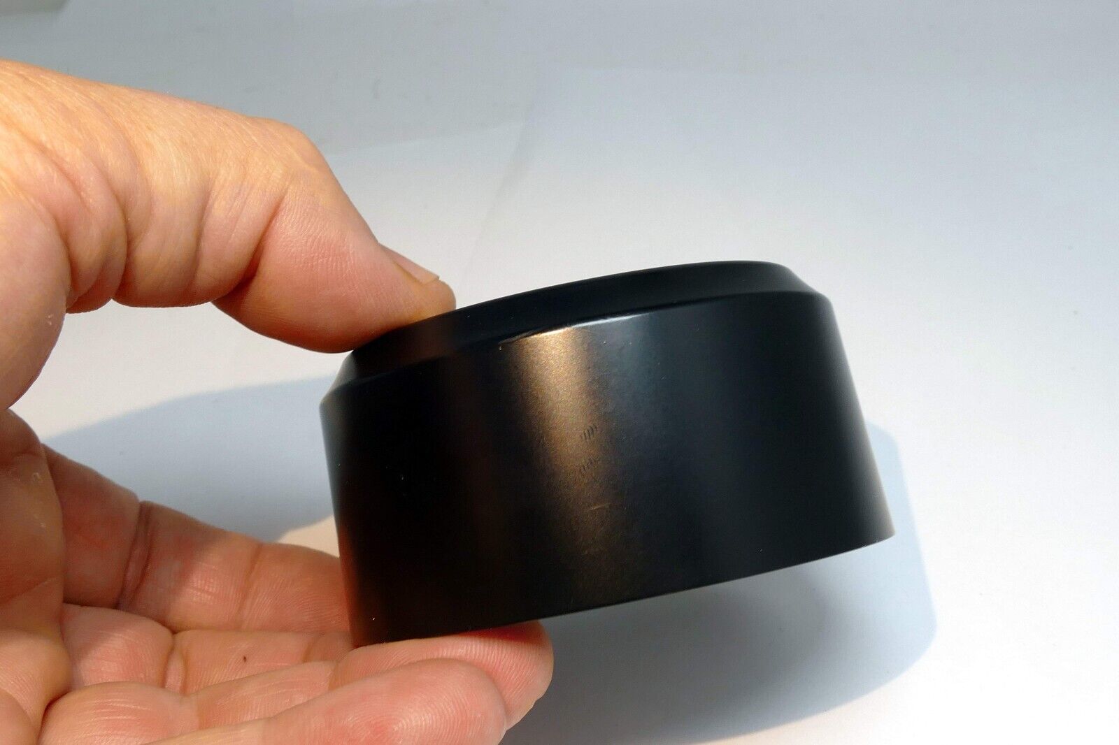 Plastic  55mm Lens Hood twist on type