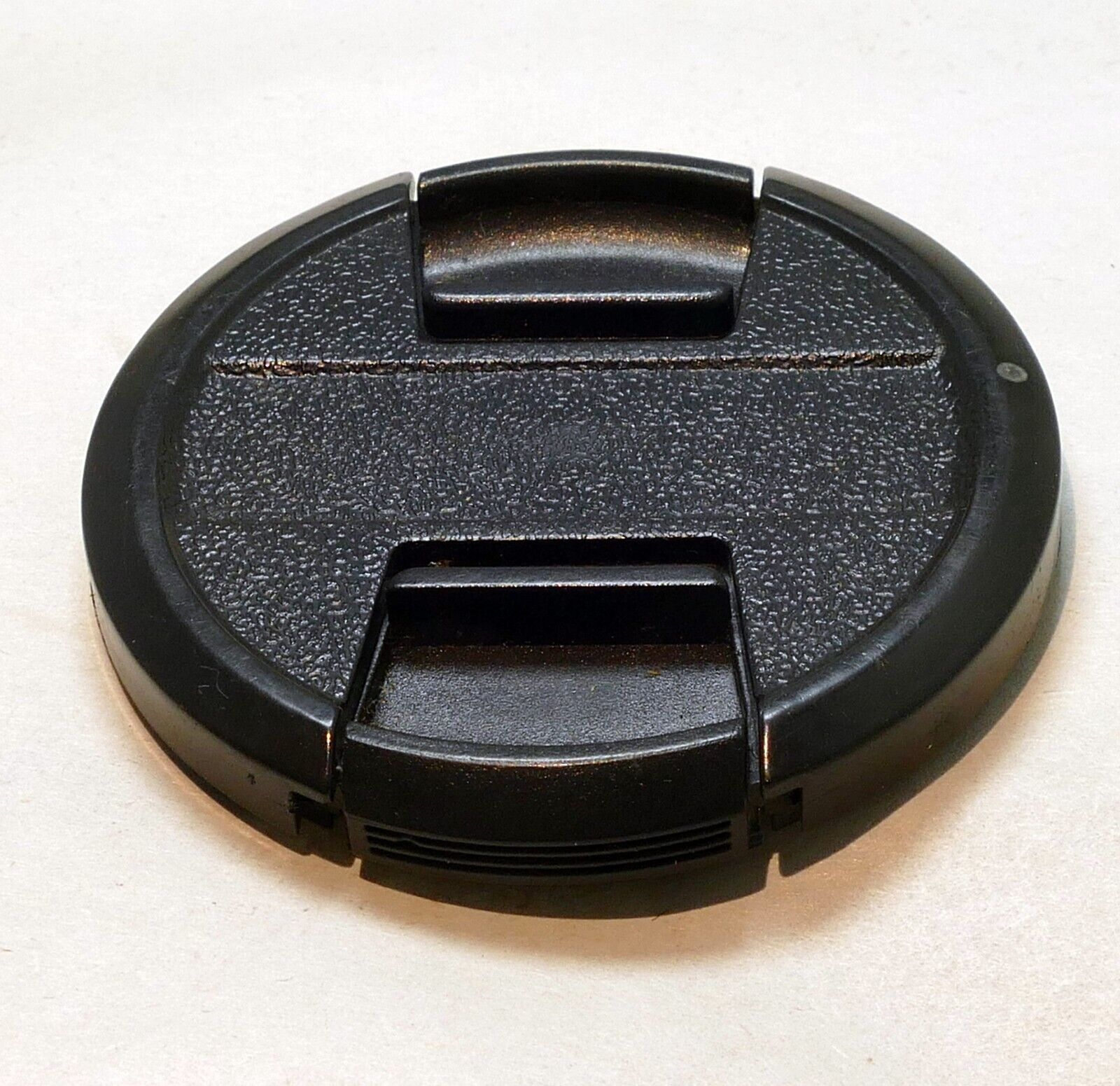 Lens Front Cap 58mm for 18-55mm (center pinch, snap on type) vintage