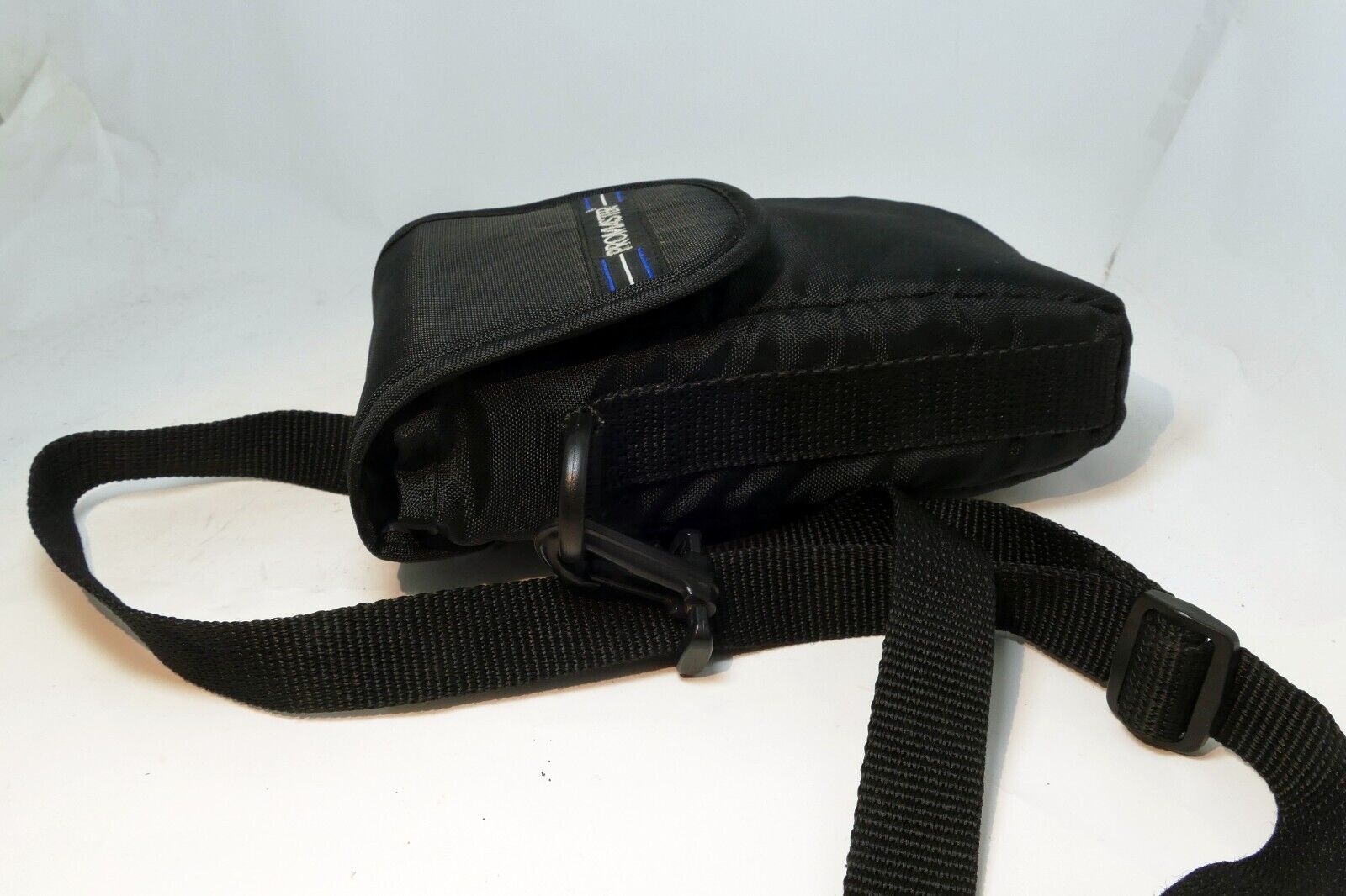 Promaster Messenger Bag Soft Case for Speedlight SB-900 flash SB-700 800