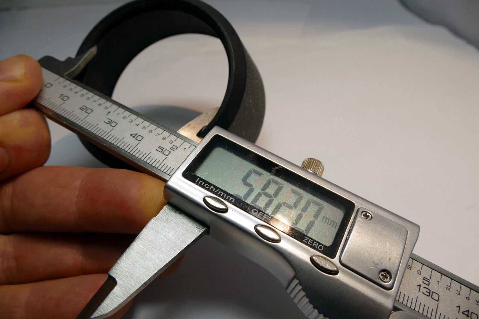 59mm  Lens Hood Shade threaded   metal with female threads