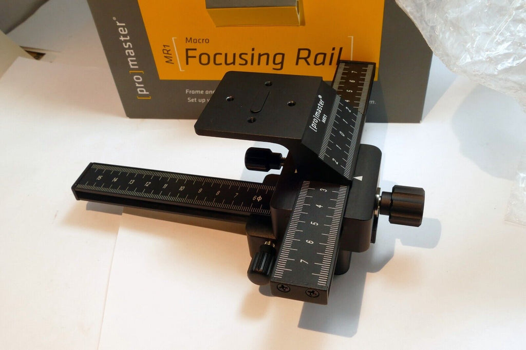 Promaster MR1 Macro Focusing Rail tripod adapter
