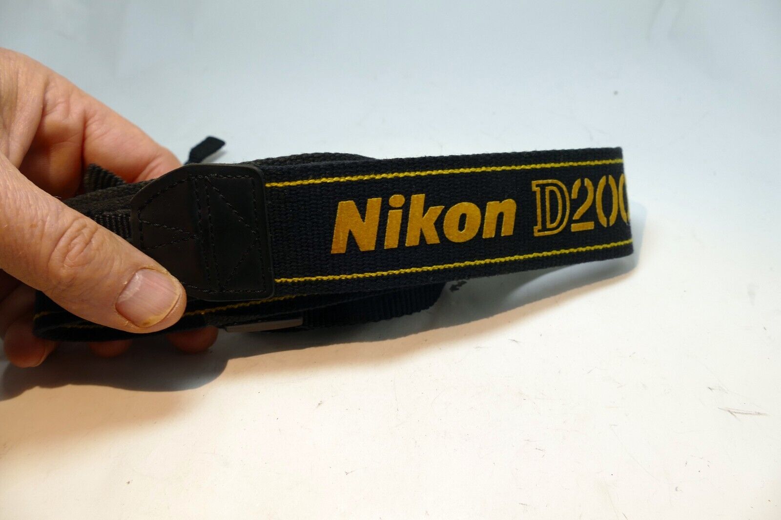 Nikon D200 AN-DC200 Shoulder neck Strap for D200 camera - Genuine OEM