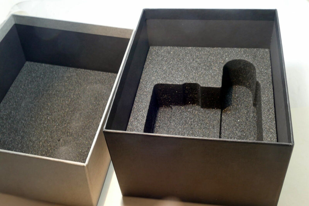 Empty Box for Leica Q3 series camera w/ lens - original EOM