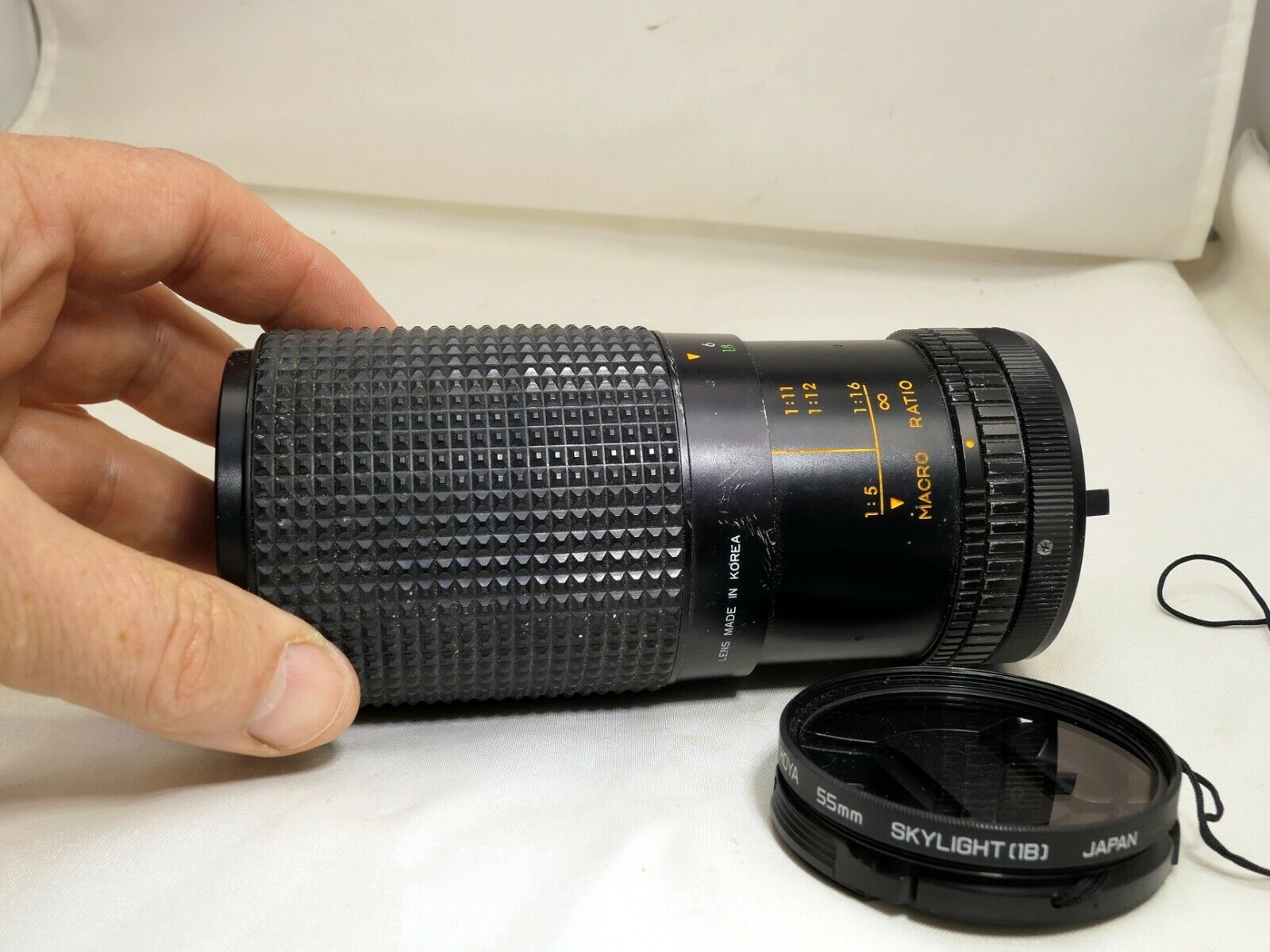 Star D 80-200mm f3.9 Manual Lens for Canon AE-1 with some fungus webbing inside