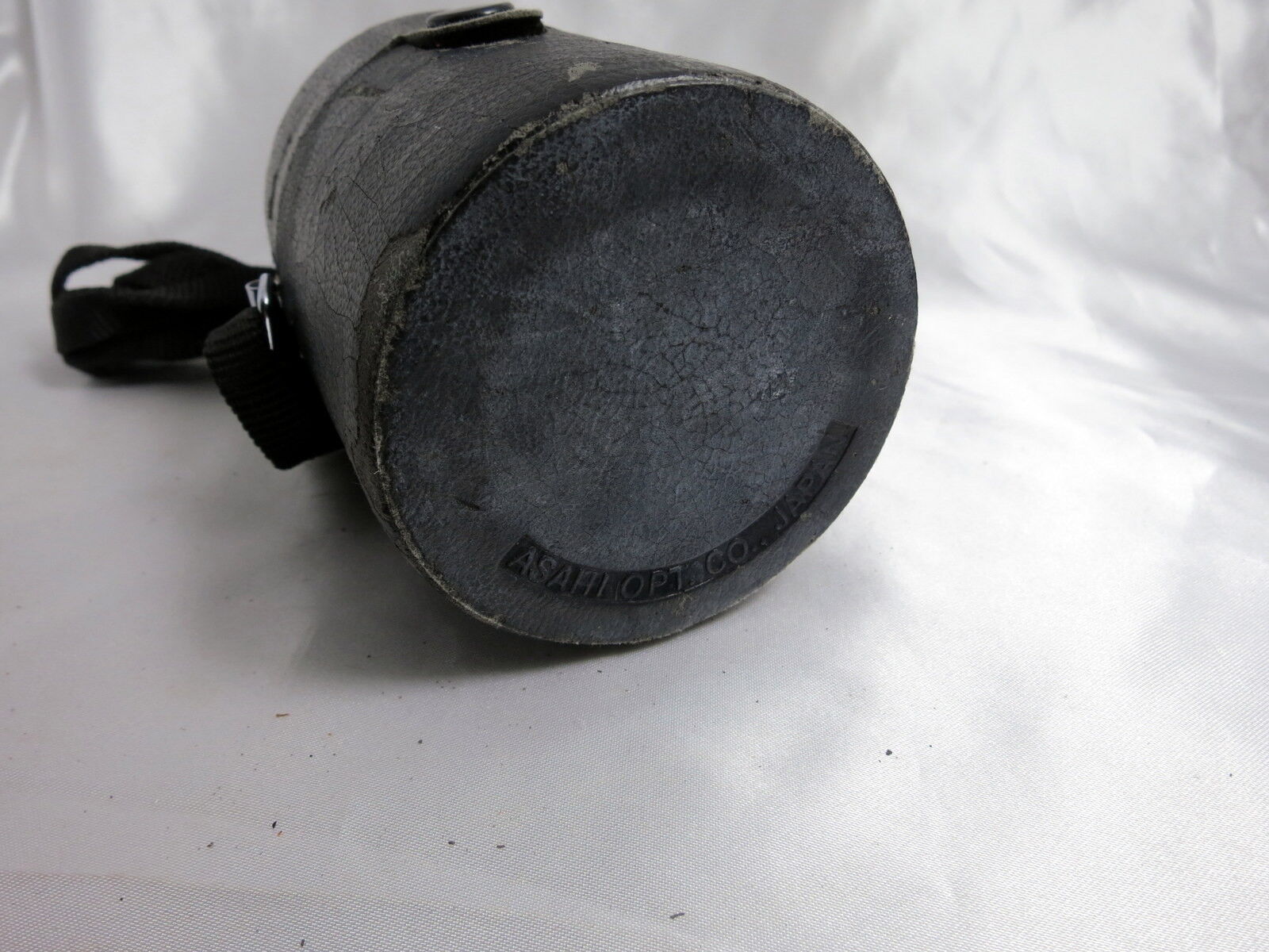 SMC Pentax-M 3.5/ 135mm  Black Leather Camera Lens Case & strap - Japan  S201029