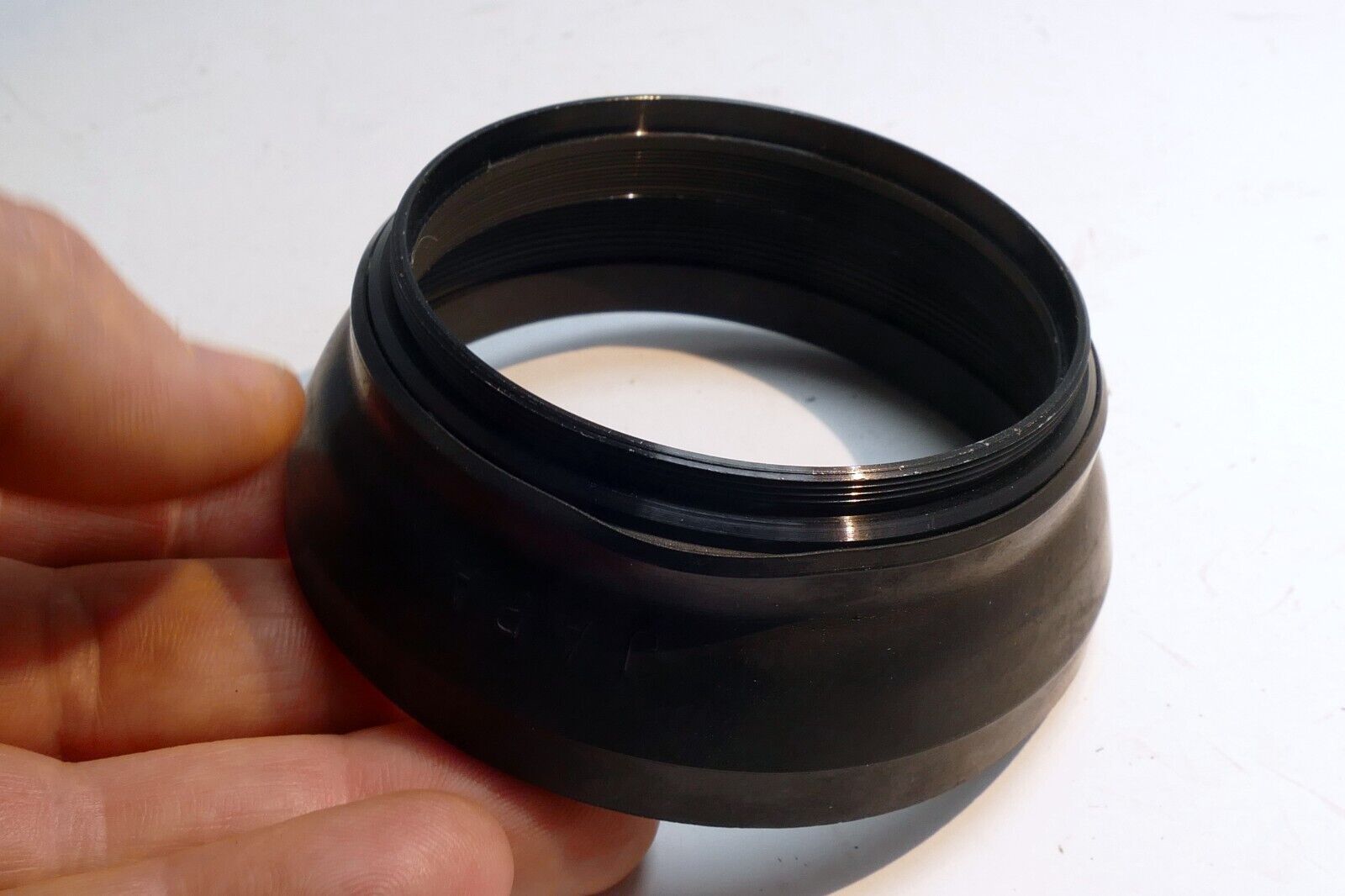 Series 8 VIII Lens Hood Shade threaded vintage 66.6mm (will not collapse)