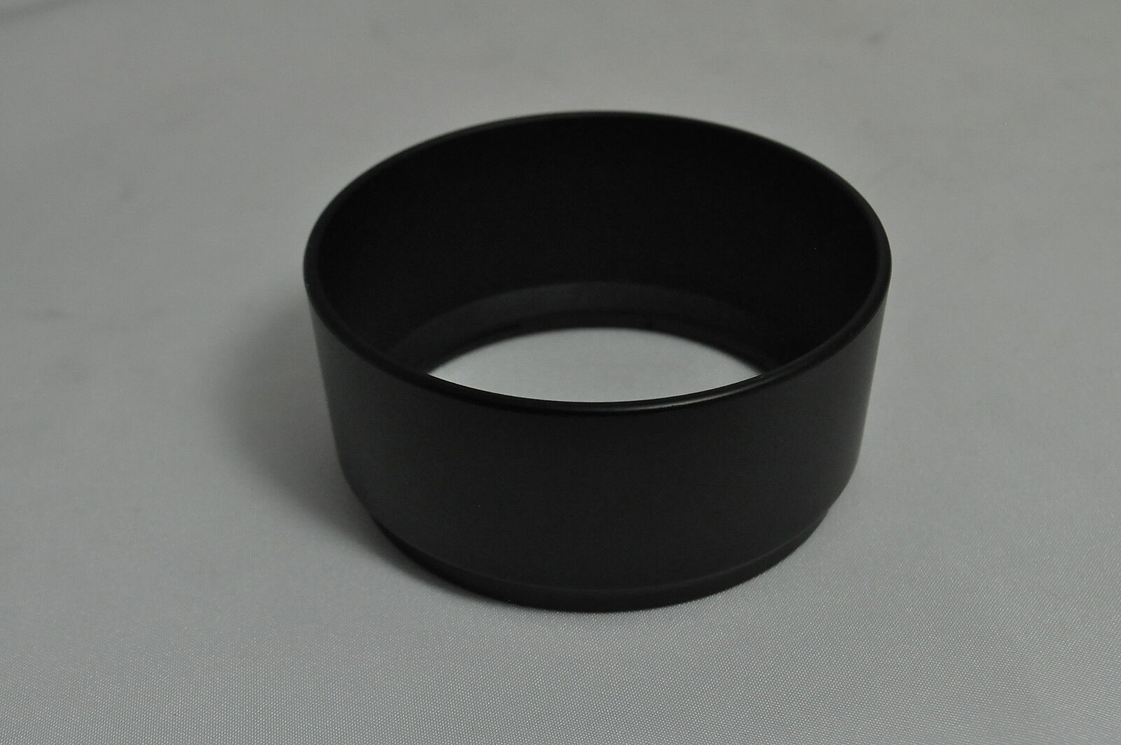 Plastic Lens Hood 61.9mm inner diameter unknown brand