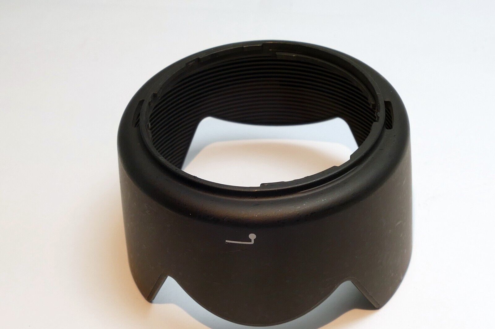 4126R Lens hood Shade for 55-200mm