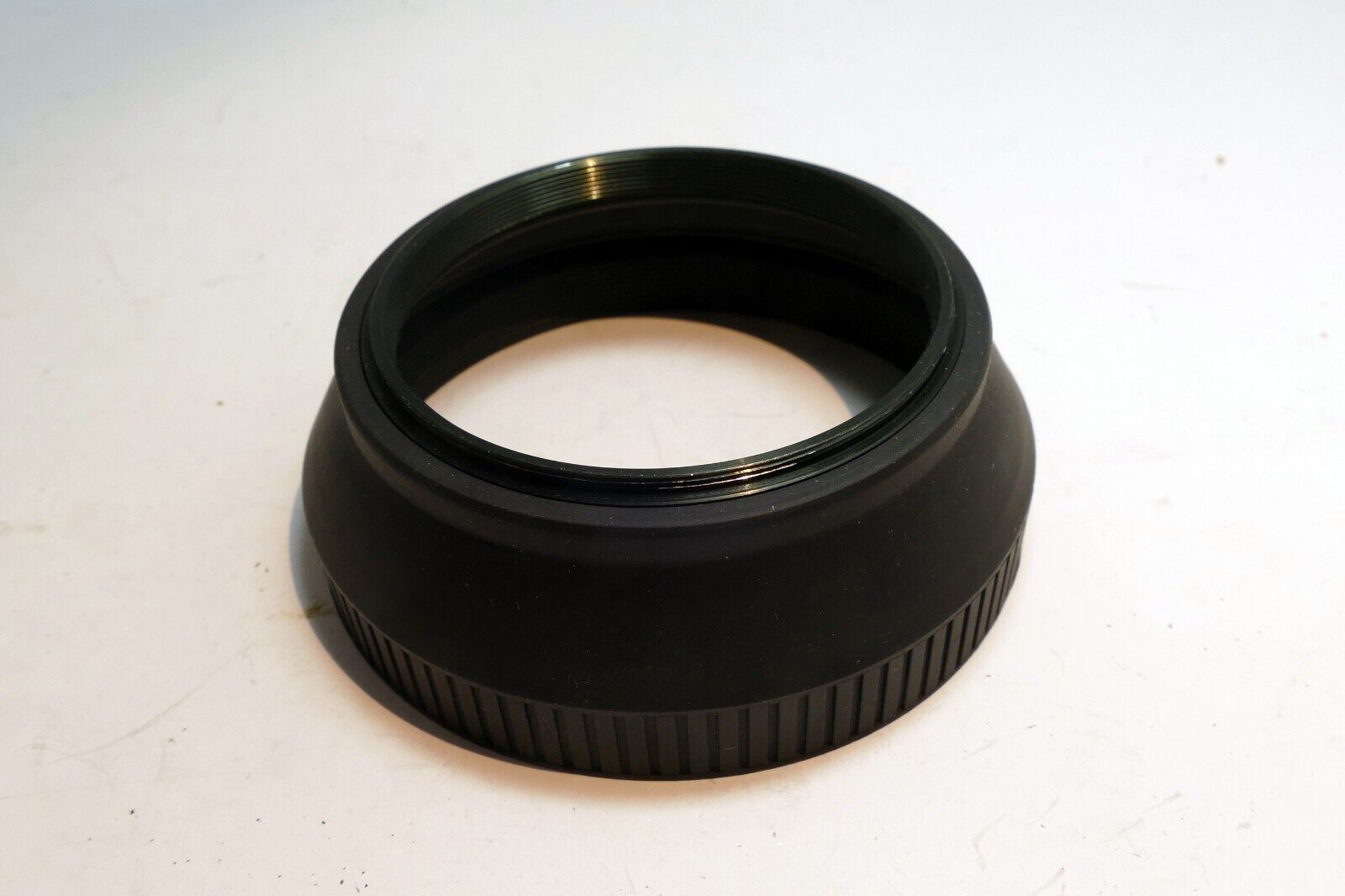 72mm Rubber Lens Hood Shade double threaded screw in  collapsible
