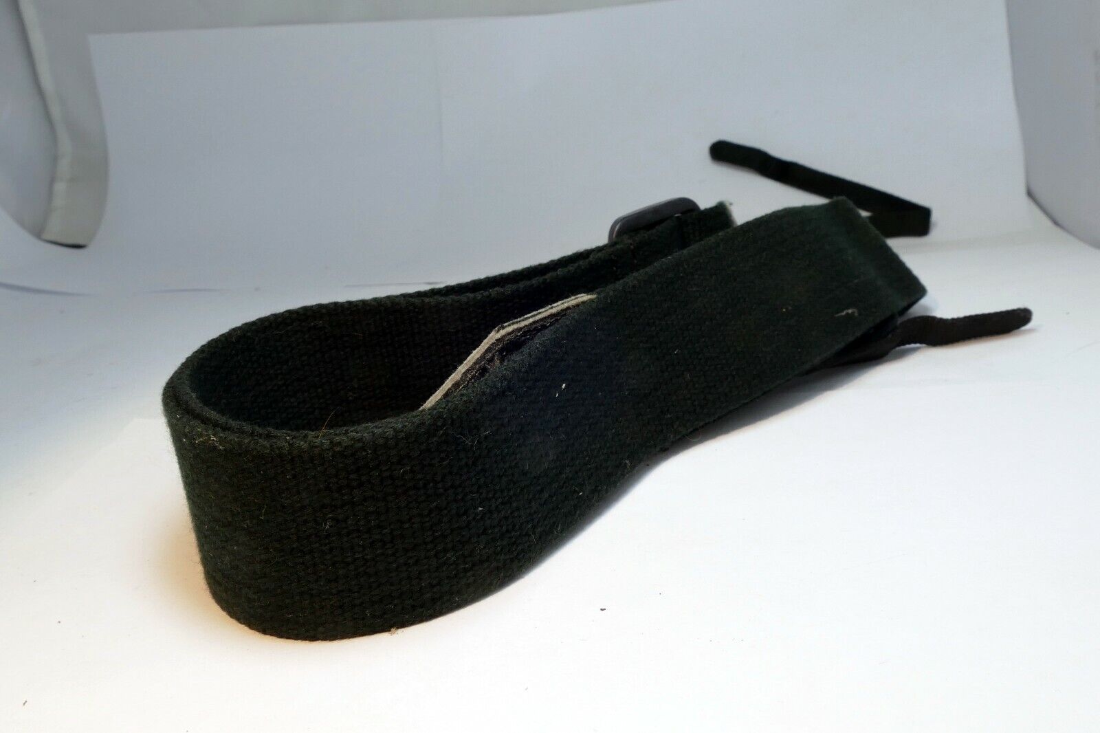 Minolta Canvas Black camera neck hand strap 44" long 4cm wide