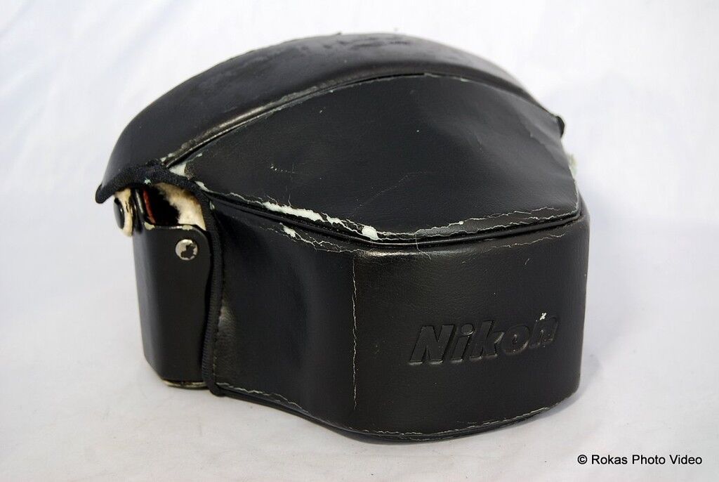 CF-11 Nikon ever ready case for EM cameras T28