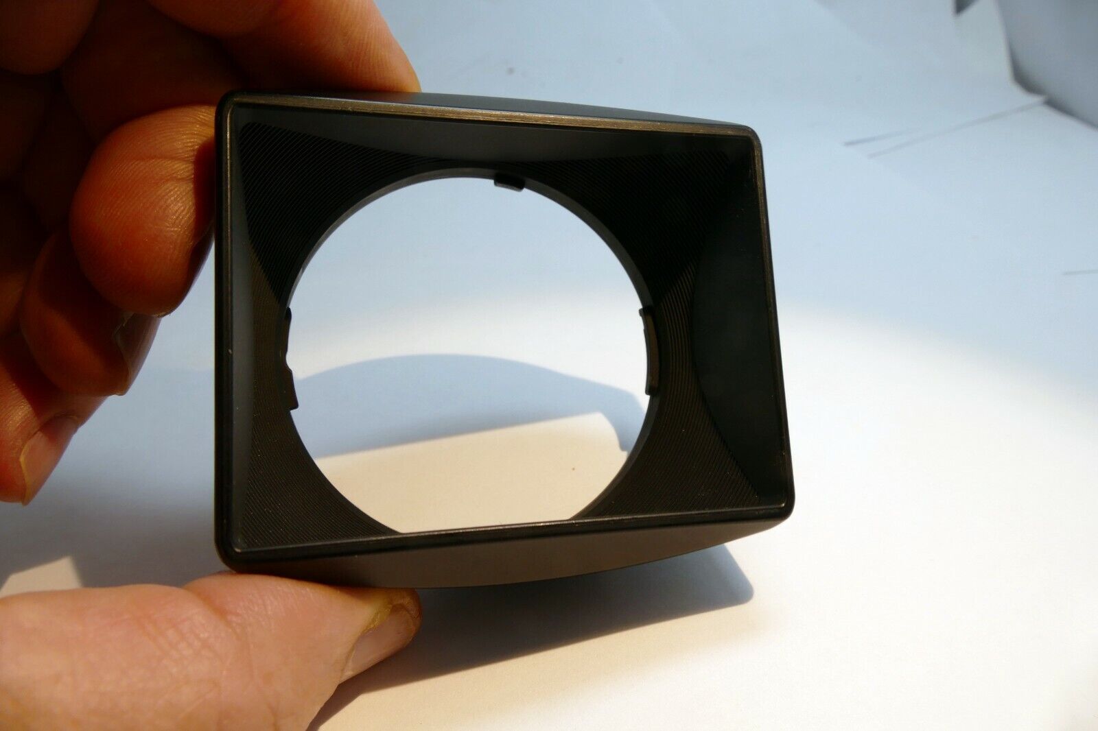 59.5mm ID Plastic Lens hood shade square