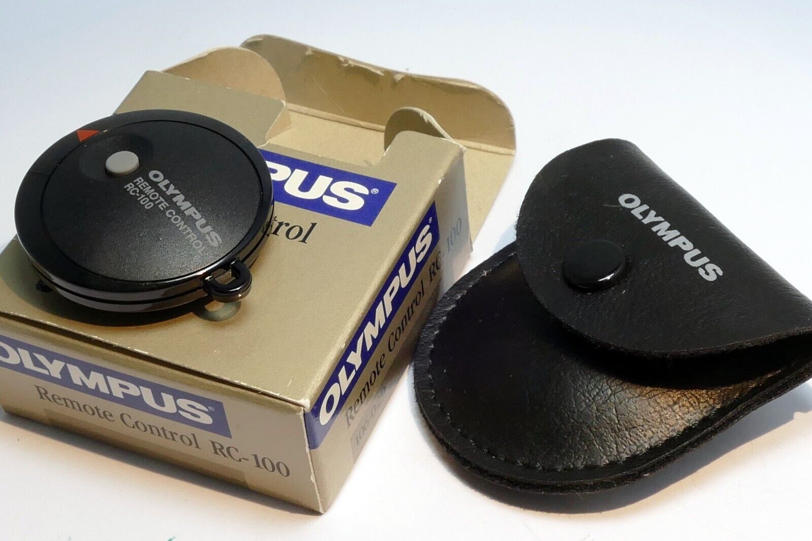 RC-100  Remote Control for Olympus