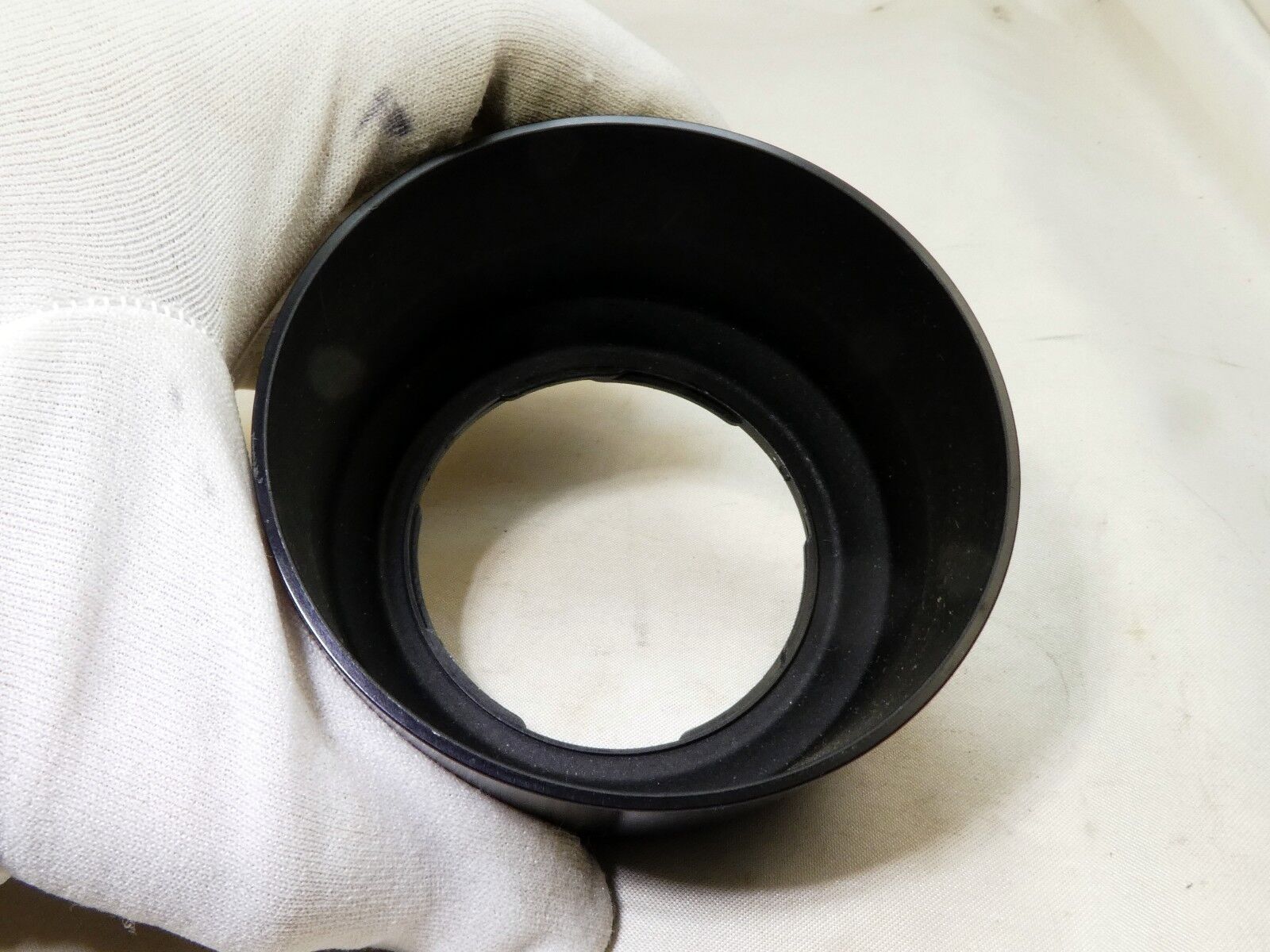 Minolta A 70-210mm f4.5-5.6 Auto Focus Maxxum SOny Plastic Lens Hood Shade