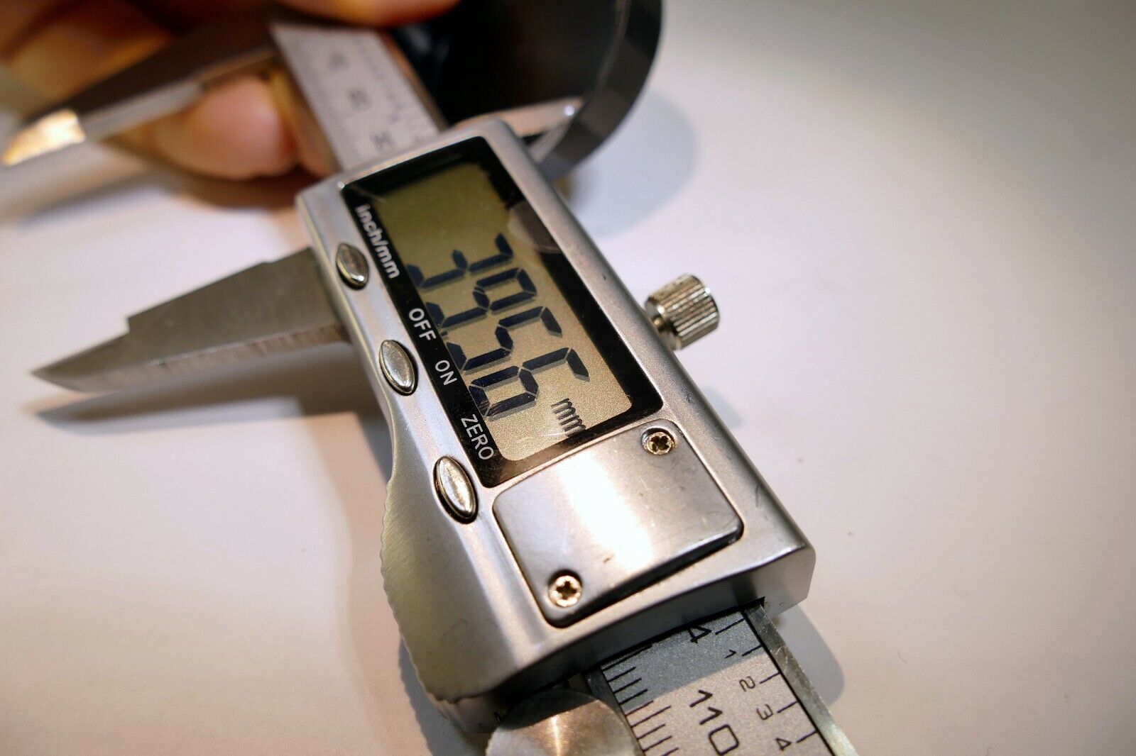 42mm Rear Lens Cap Cover for 50mm f2 f1.4 f1.9 M42 Sears  vivitar Slip on type