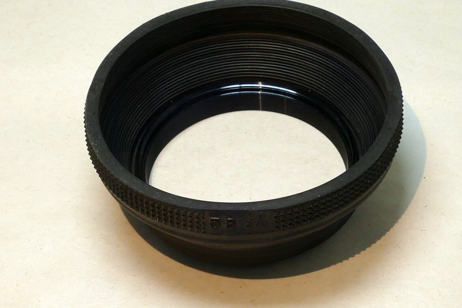 58mm Rubber collapsible Lens Hood Shade for 50mm f1.7 f1.4 (ribbed rim)