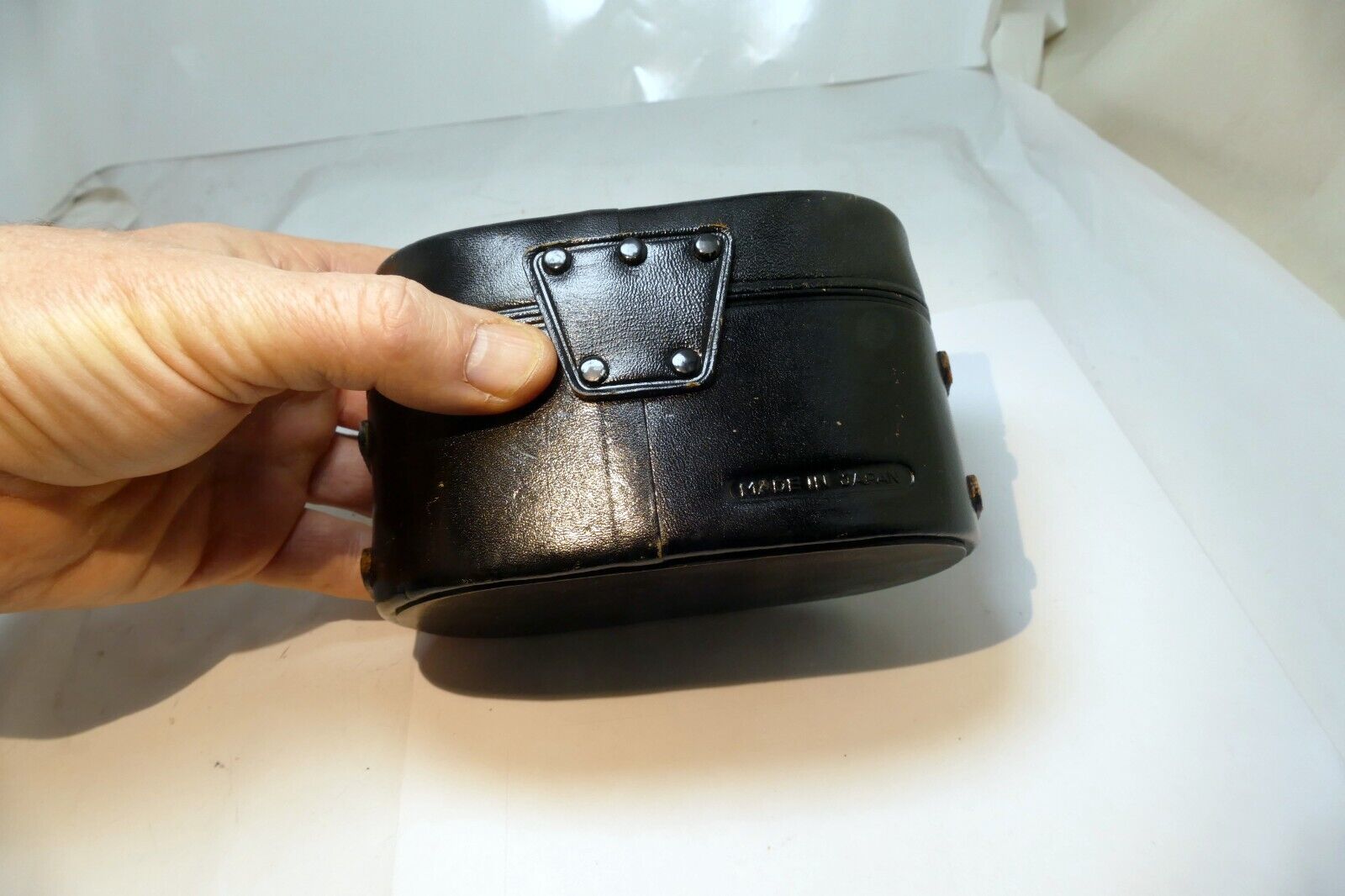 Mamiya Leather case for Sekor 65mm f3.5 TLR hard case (fits 55mm) Lens