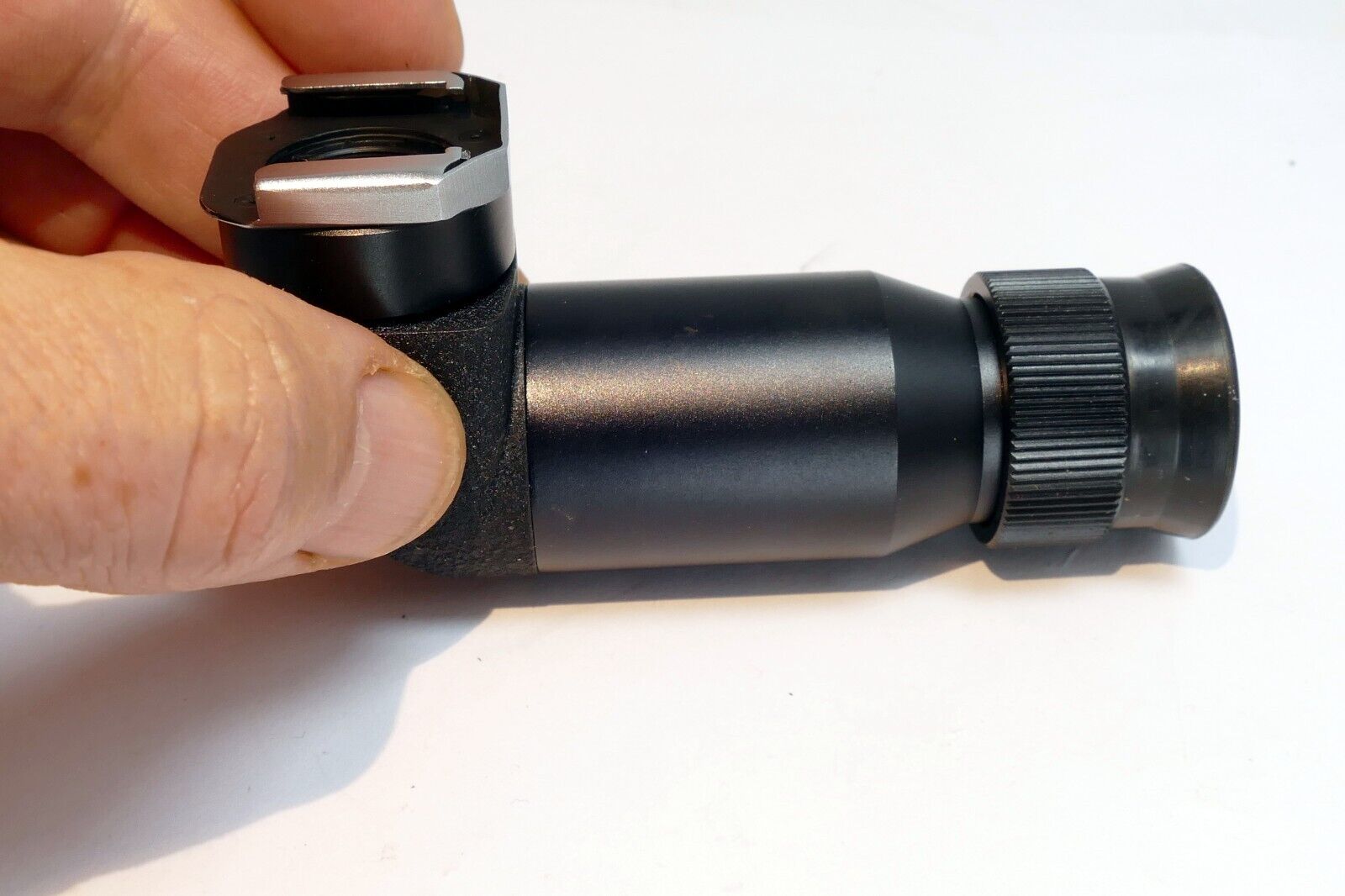 Mamiya Sekor Right Angle Finder   90 Degree Viewfinder  25mm
