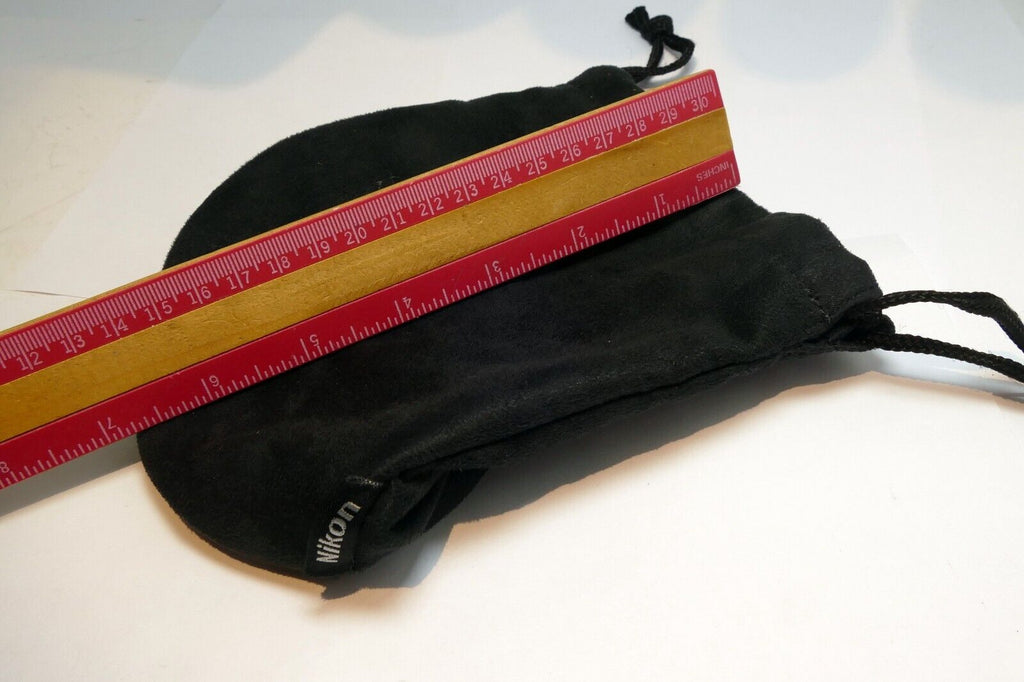 Nikon CL-1018 Black Soft Lens Case Pouch for 18-300mm 18-200mm 18-140mm ED  AF-S